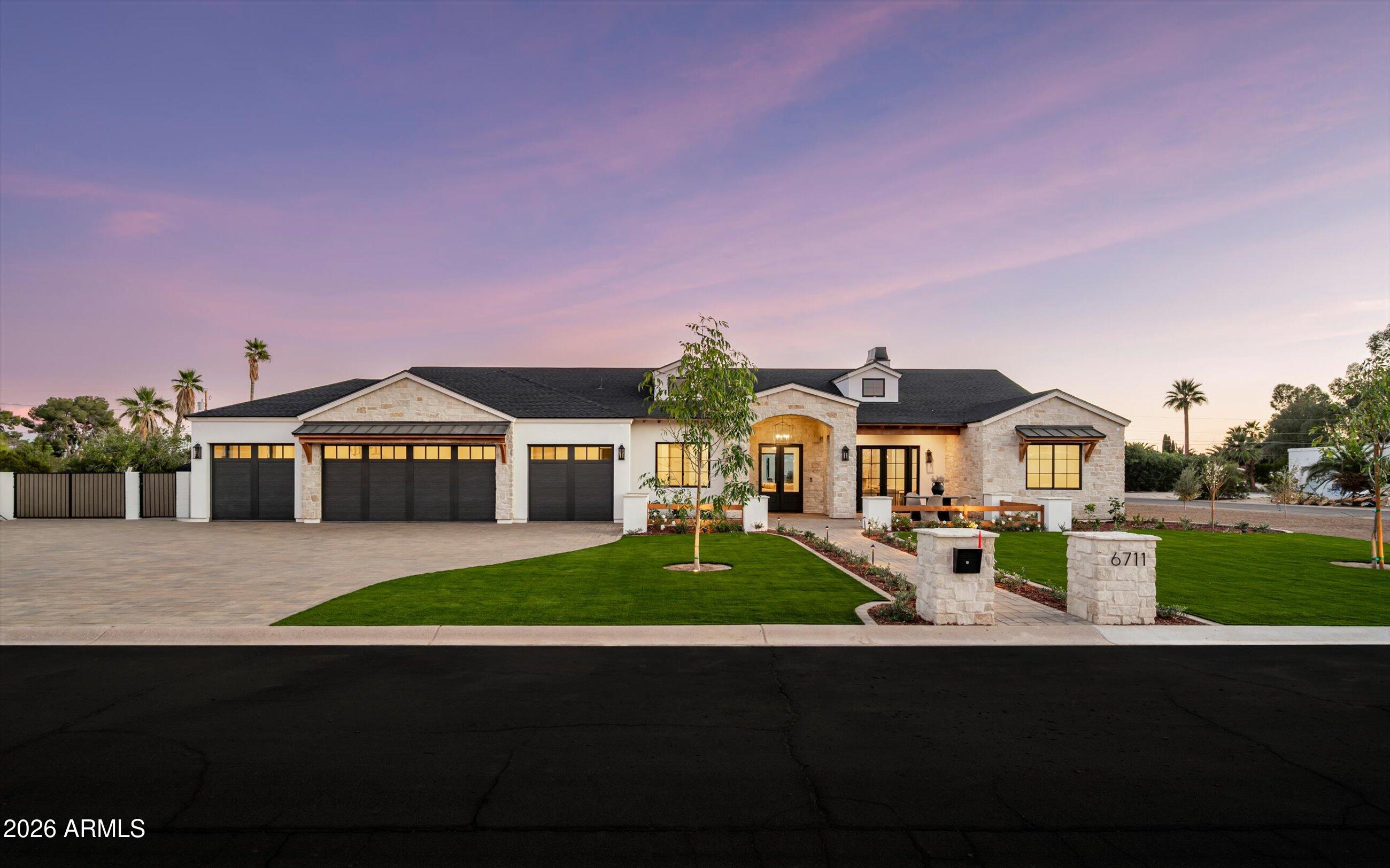 6711 E JENAN Drive