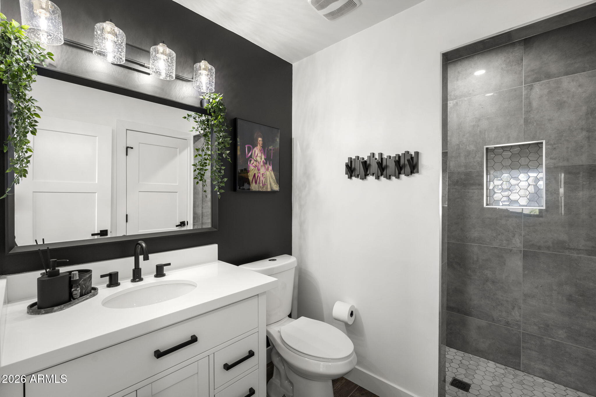 8437 E VIA DE ENCANTO