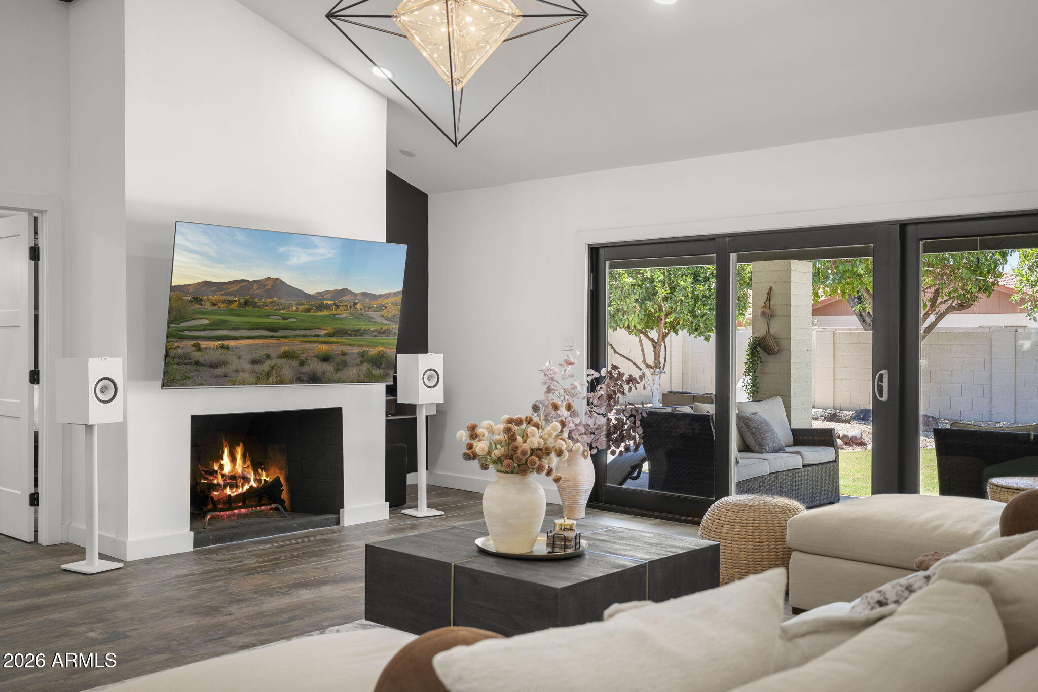 8437 E VIA DE ENCANTO