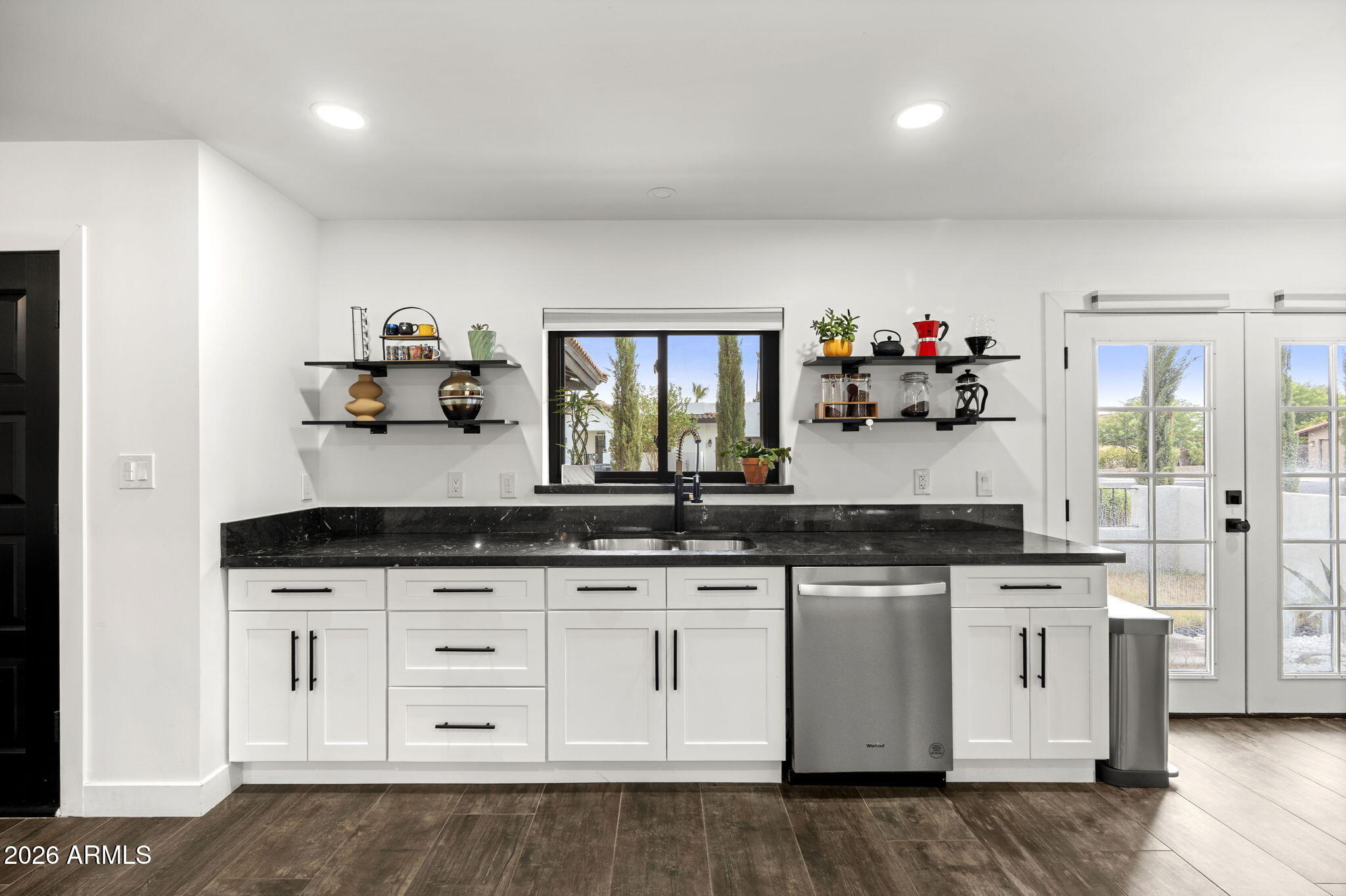 8437 E VIA DE ENCANTO