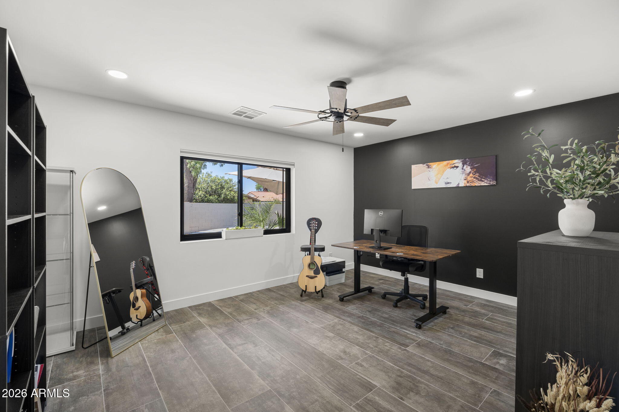 8437 E VIA DE ENCANTO