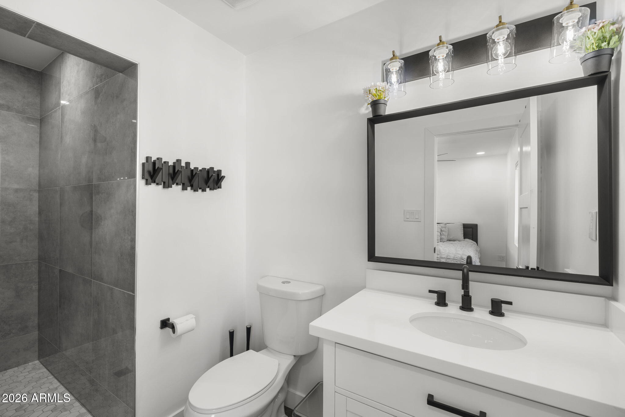 8437 E VIA DE ENCANTO