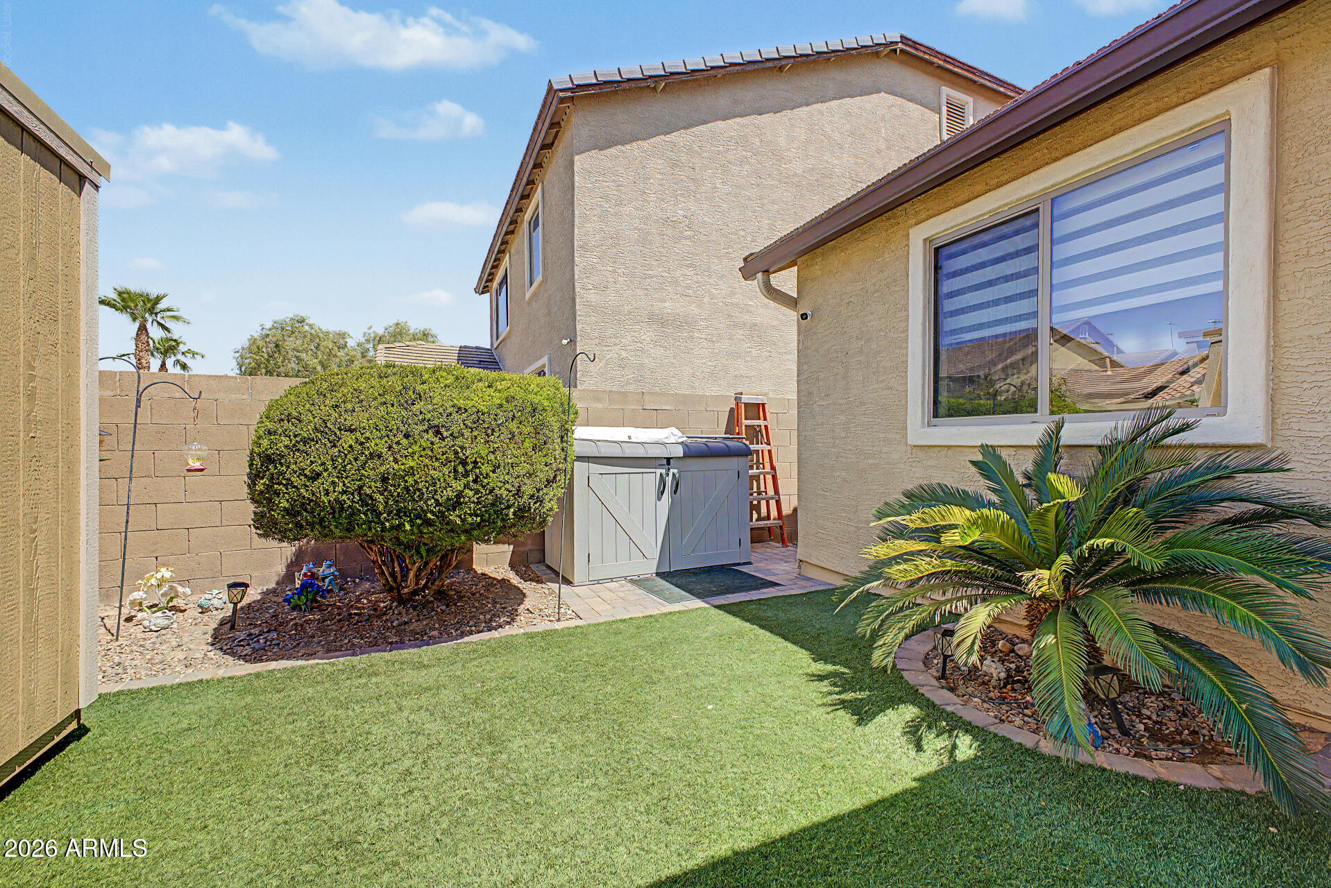17940 W DESERT Lane