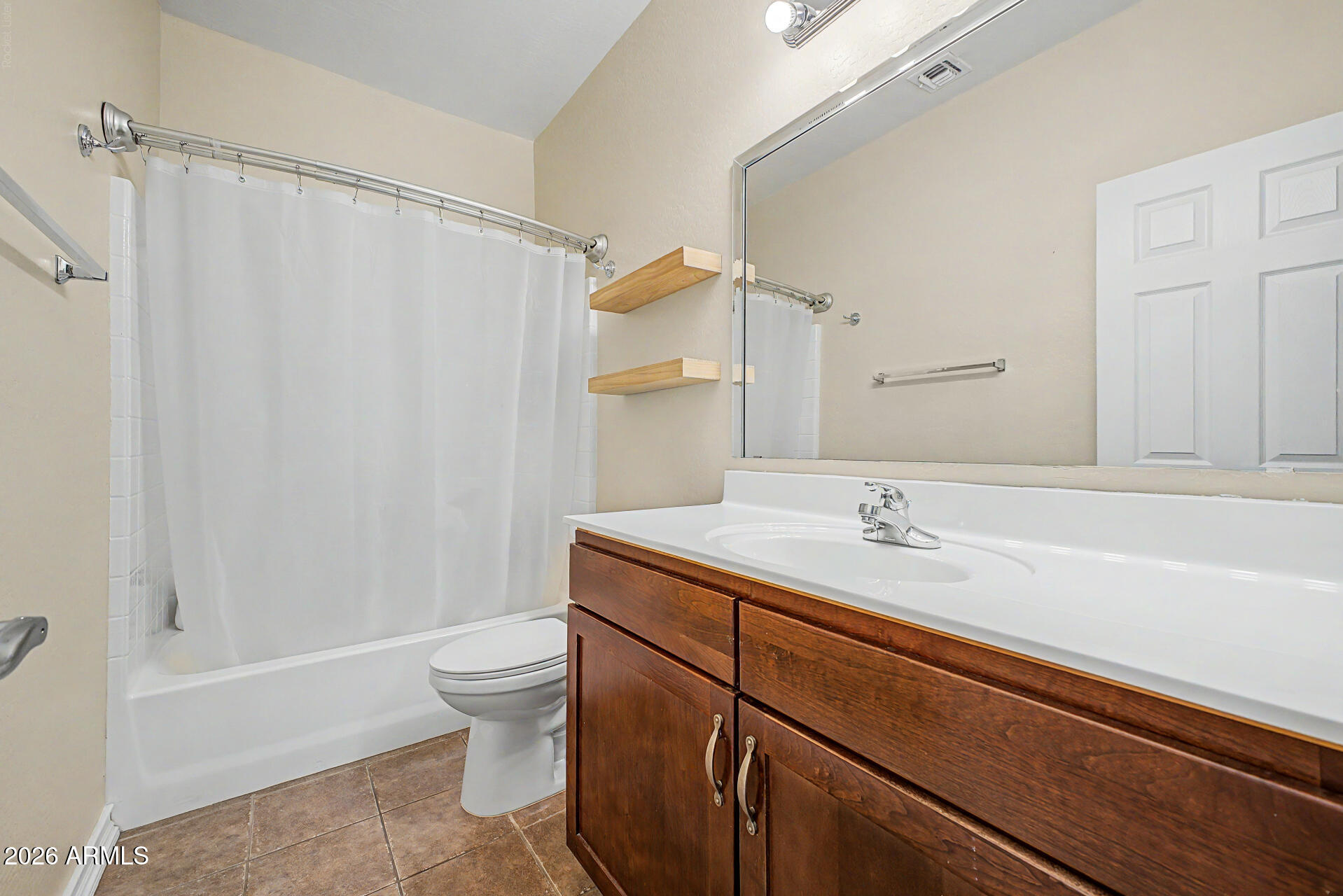 17940 W DESERT Lane