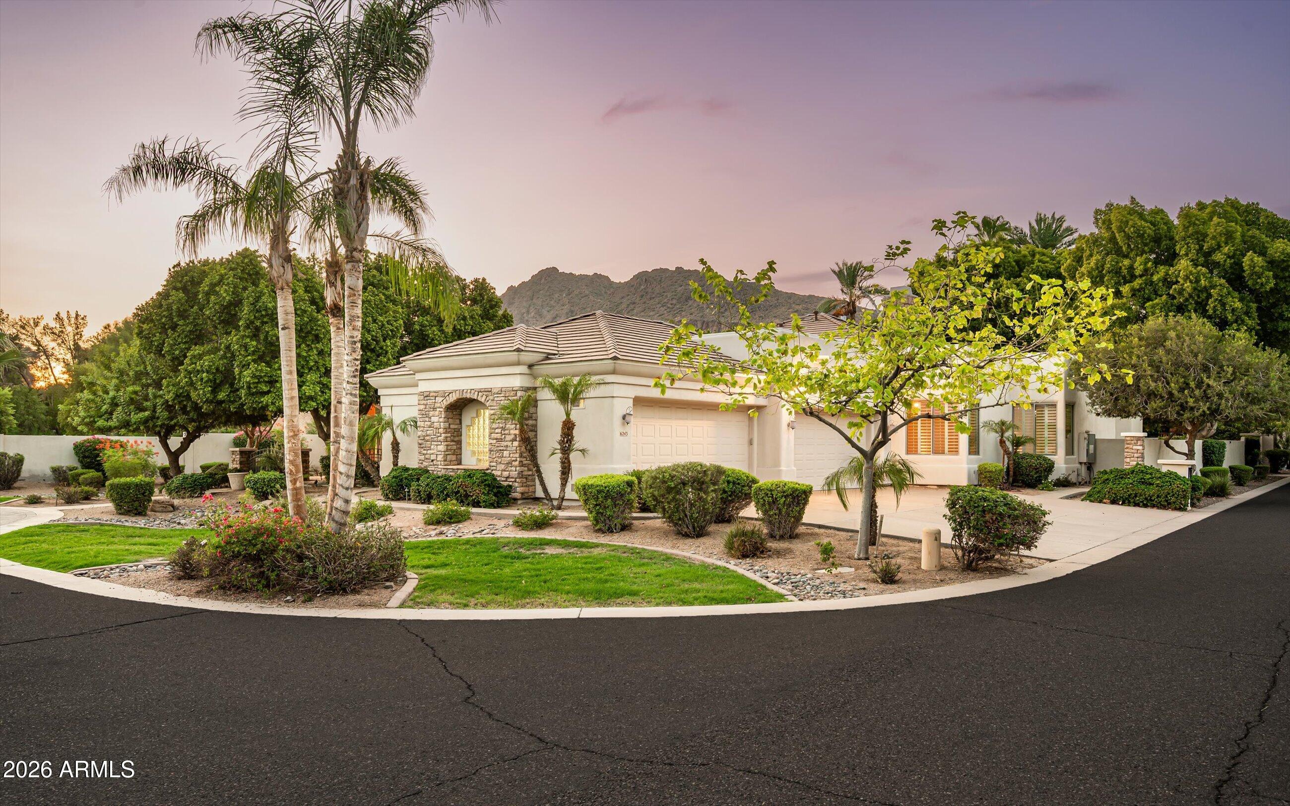 6243 E CAMELBACK Road