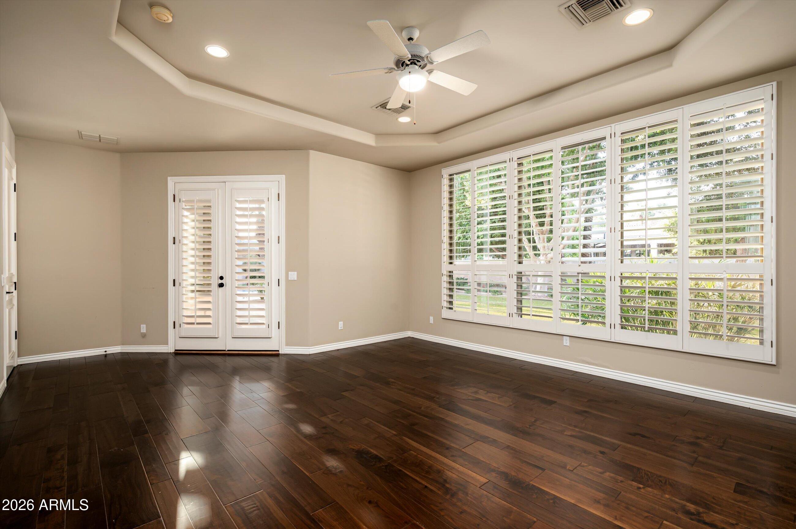 6243 E CAMELBACK Road