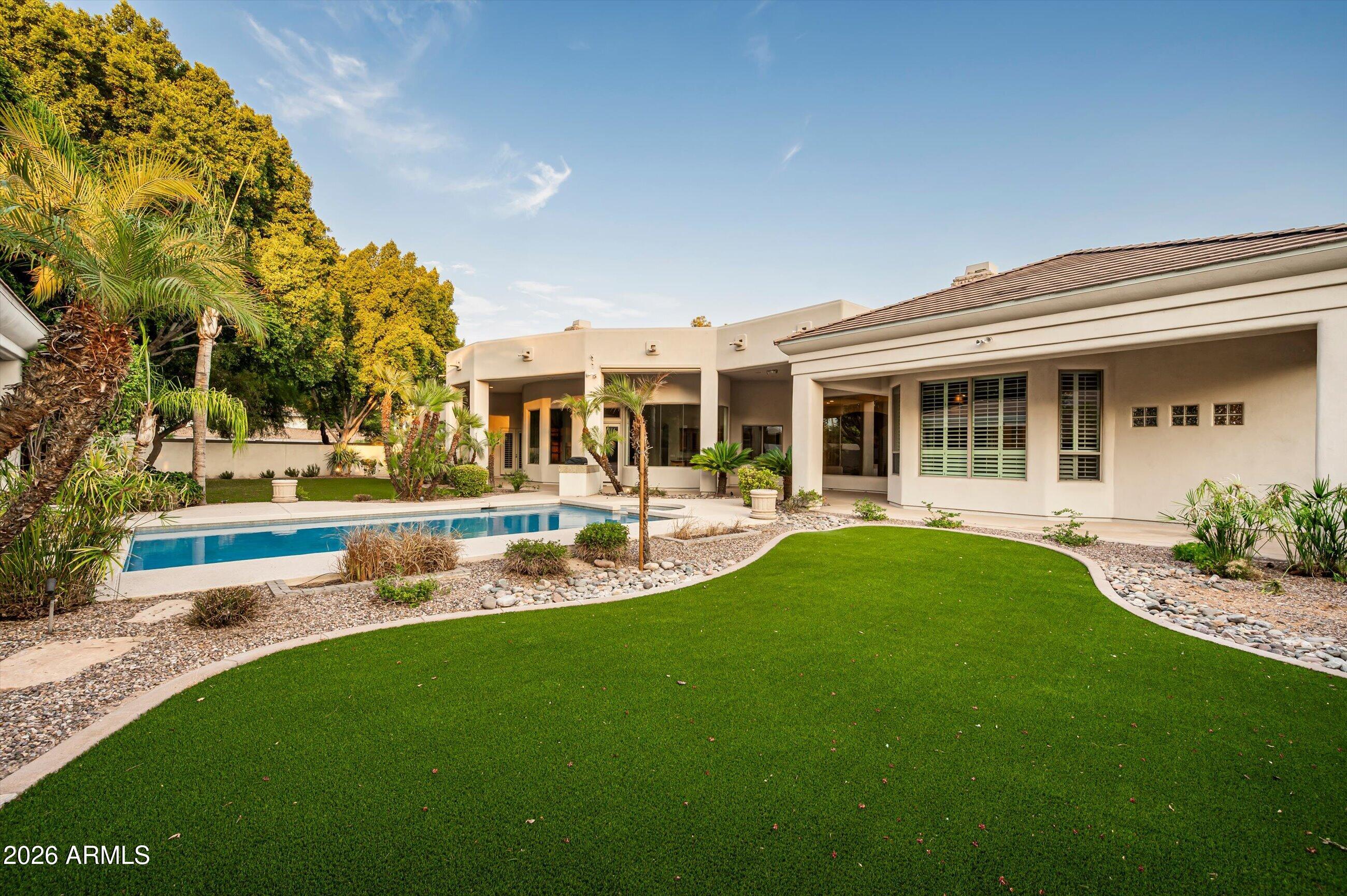 6243 E CAMELBACK Road