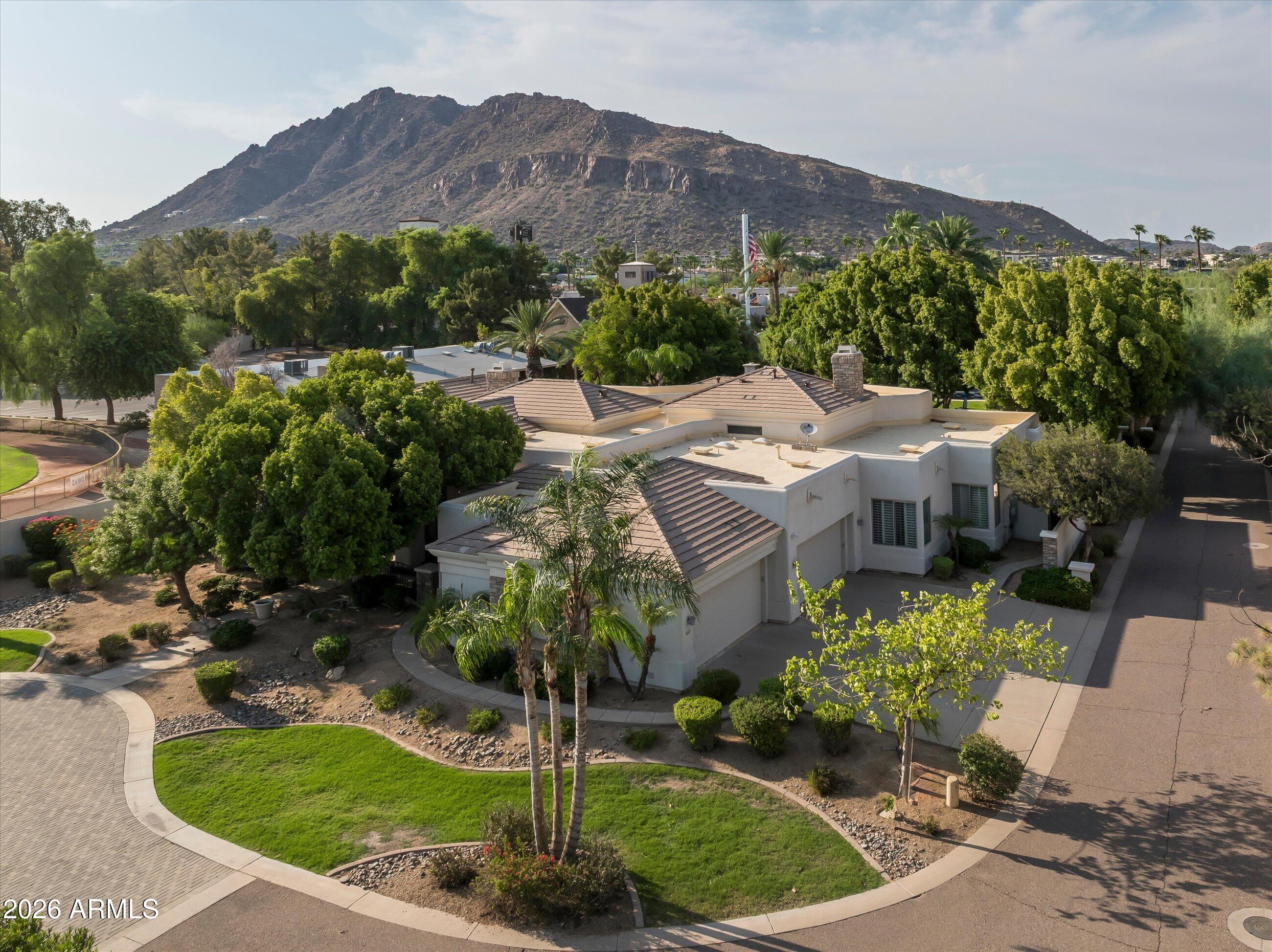 6243 E CAMELBACK Road