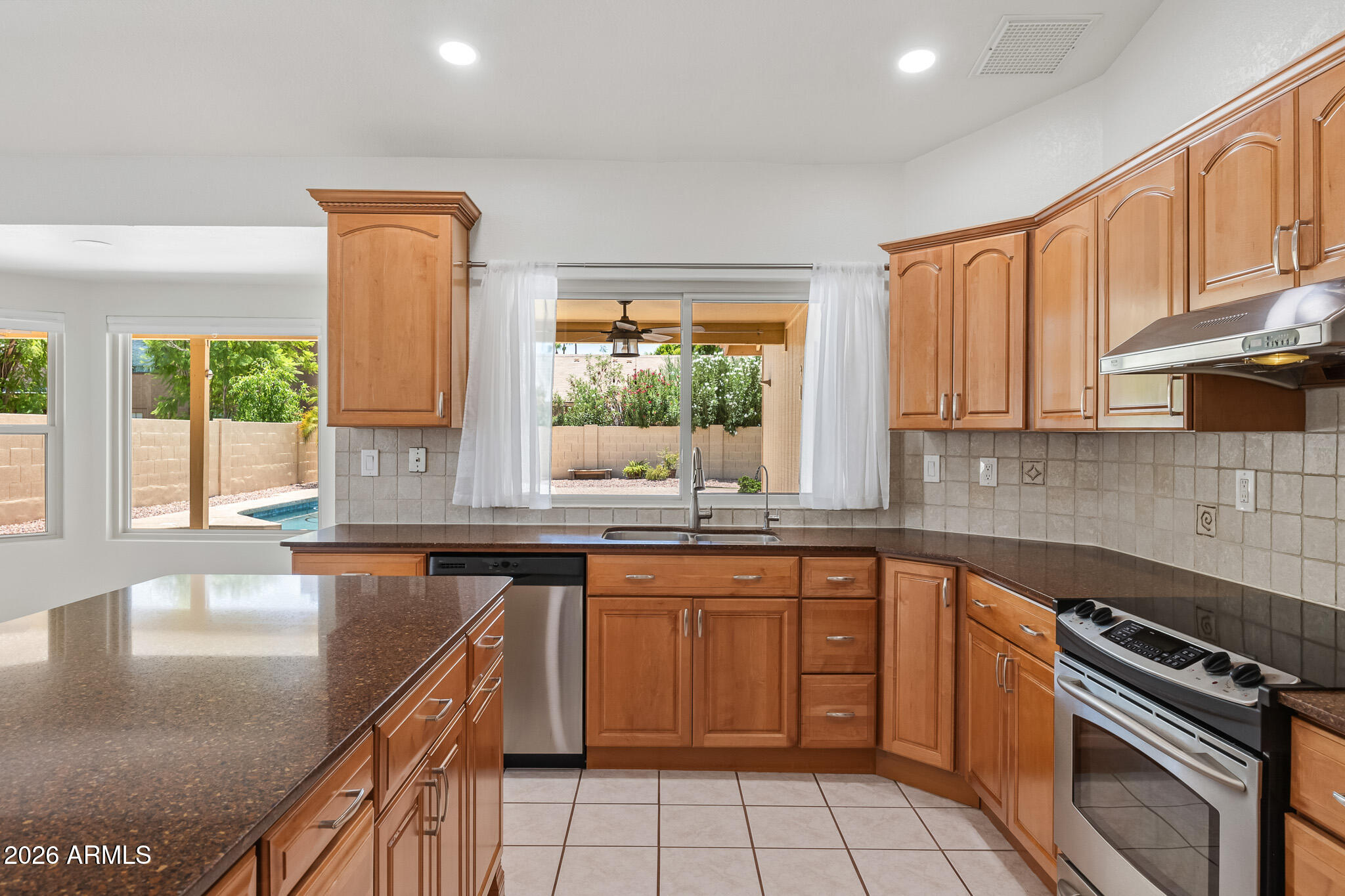 2419 W SHAWNEE Drive