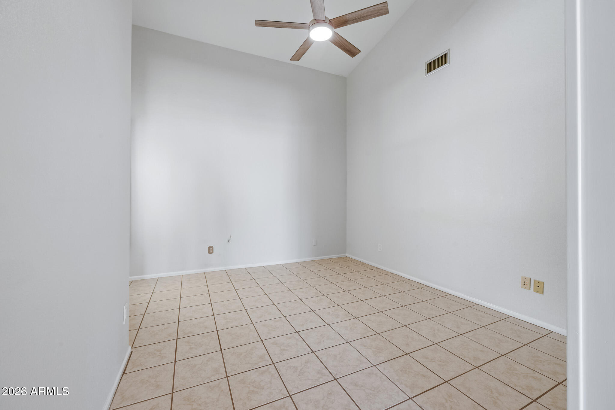 2419 W SHAWNEE Drive