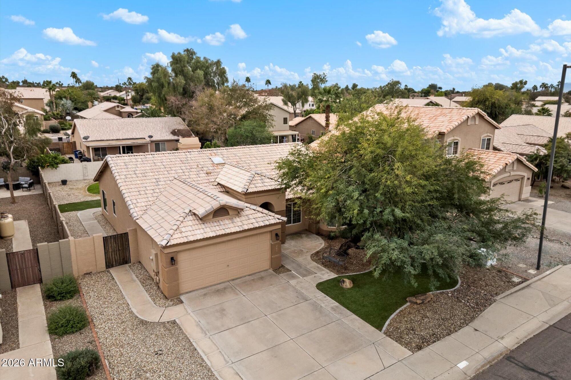 243 W BAYLOR Lane