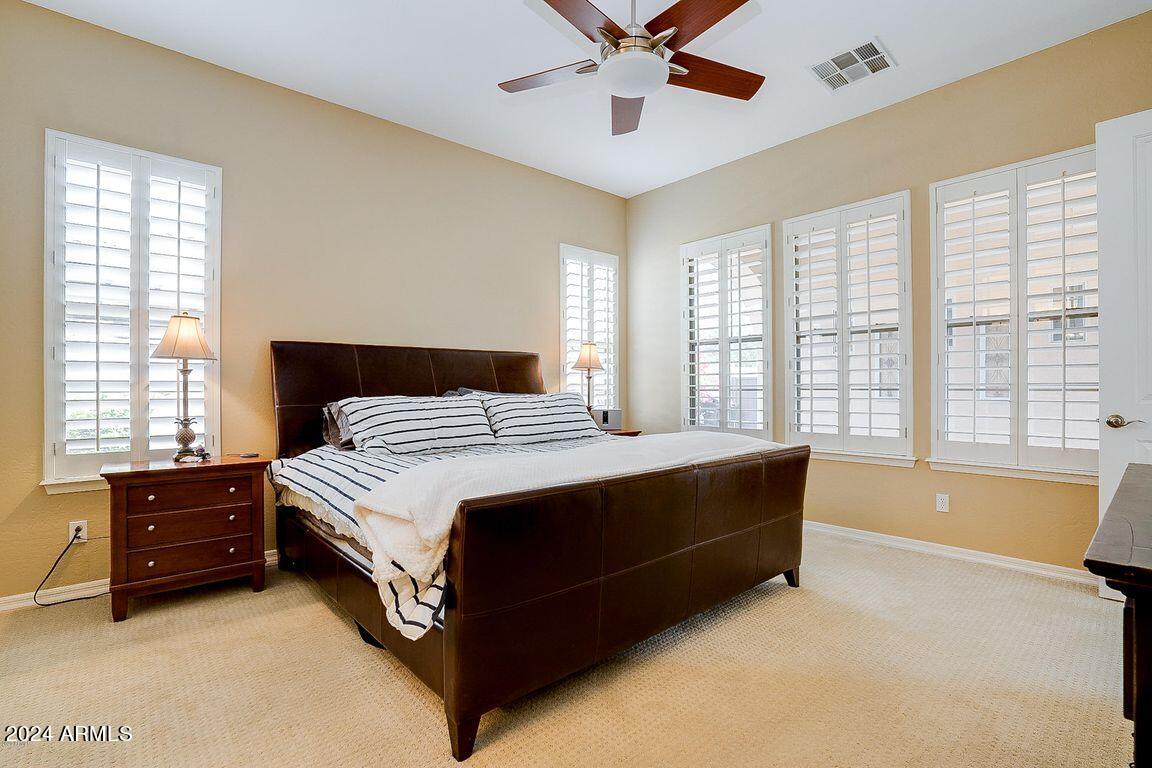 9221 E Desert View