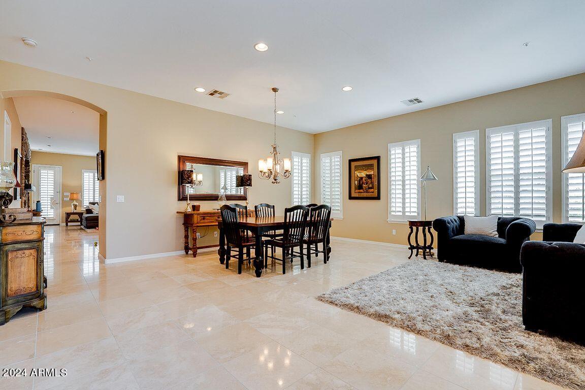 9221 E Desert View