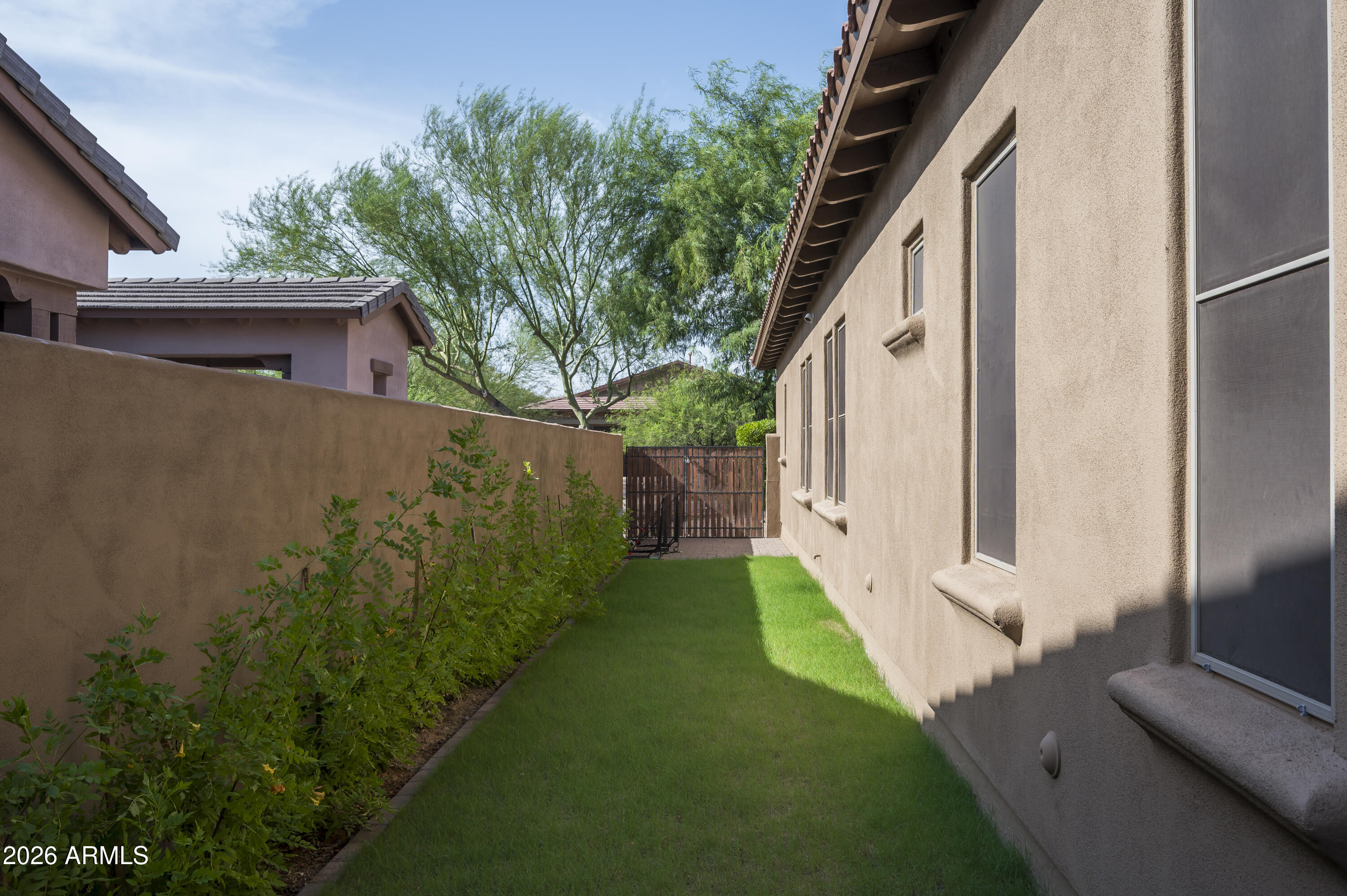 9413 E DESERT VILLAGE Drive