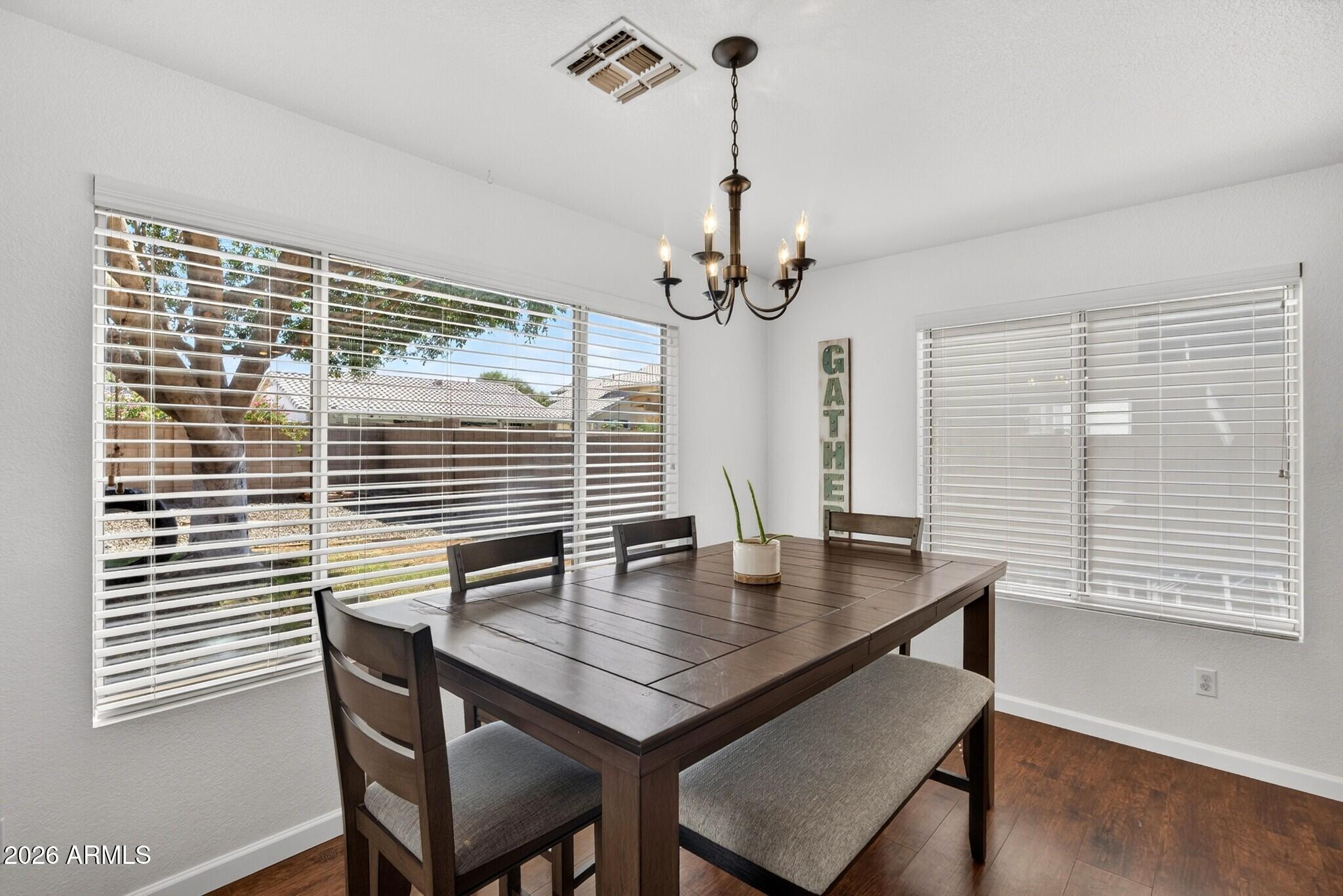 1885 W RAVEN Drive