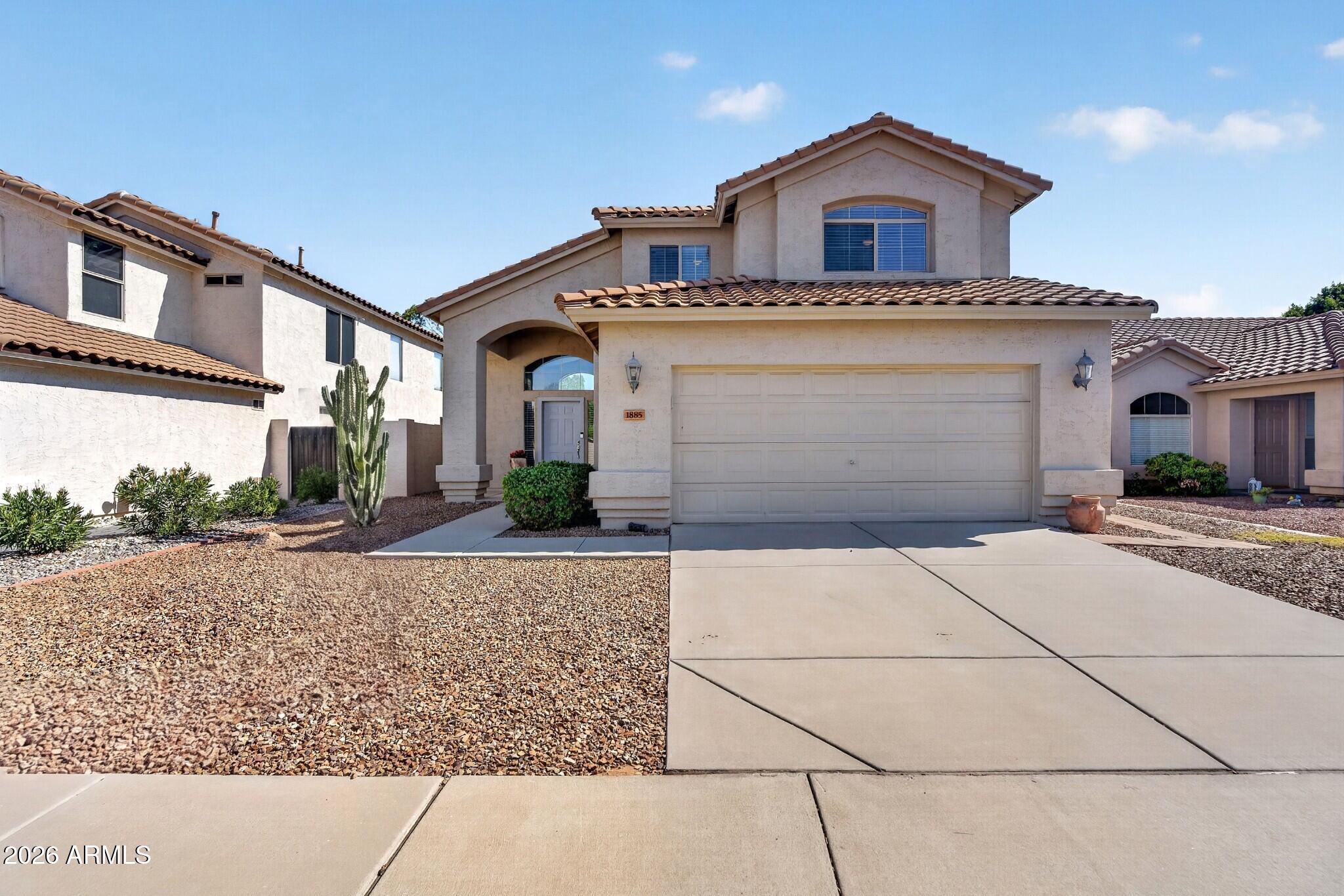 1885 W RAVEN Drive