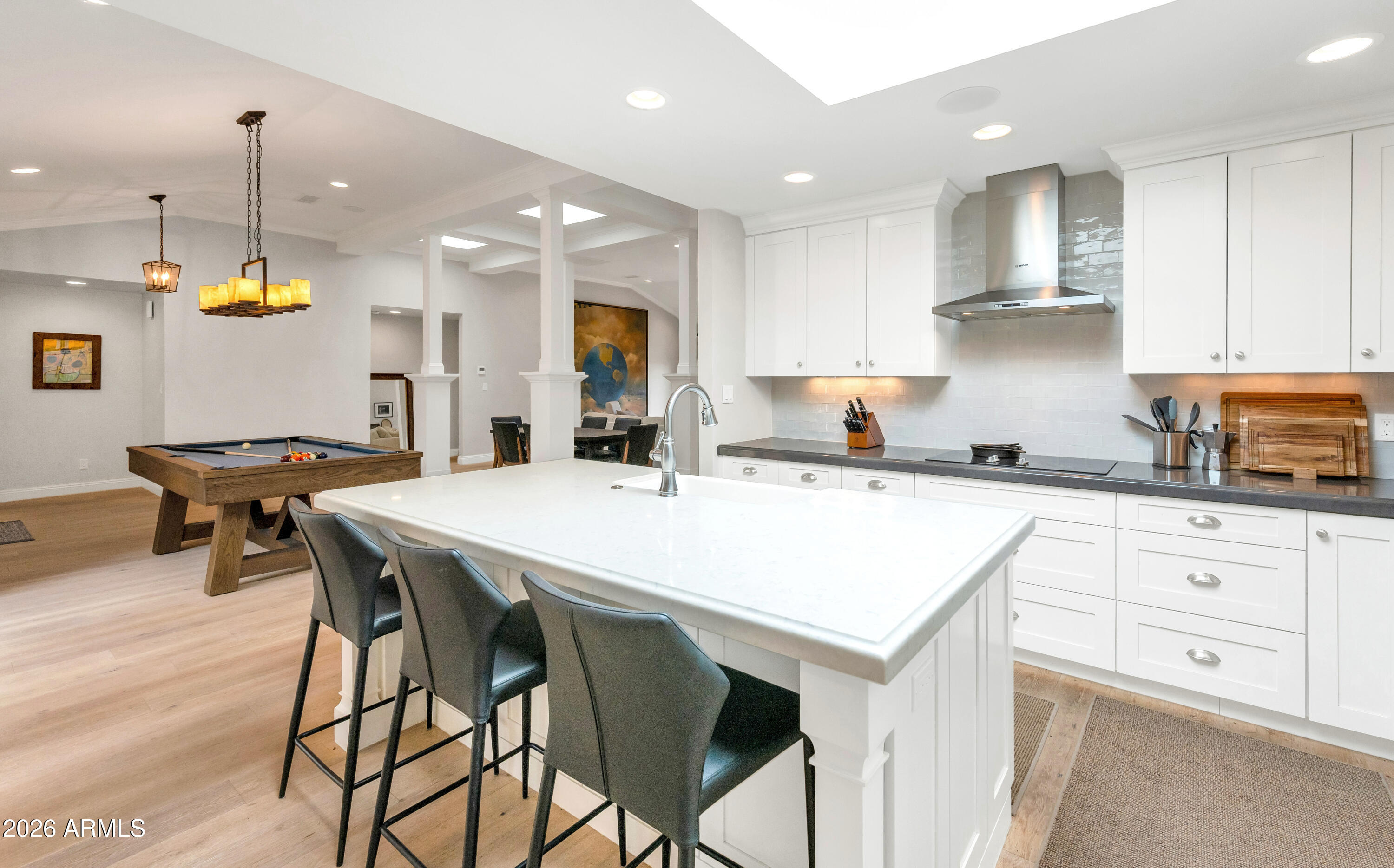 2626 E ARIZONA BILTMORE Circle 17