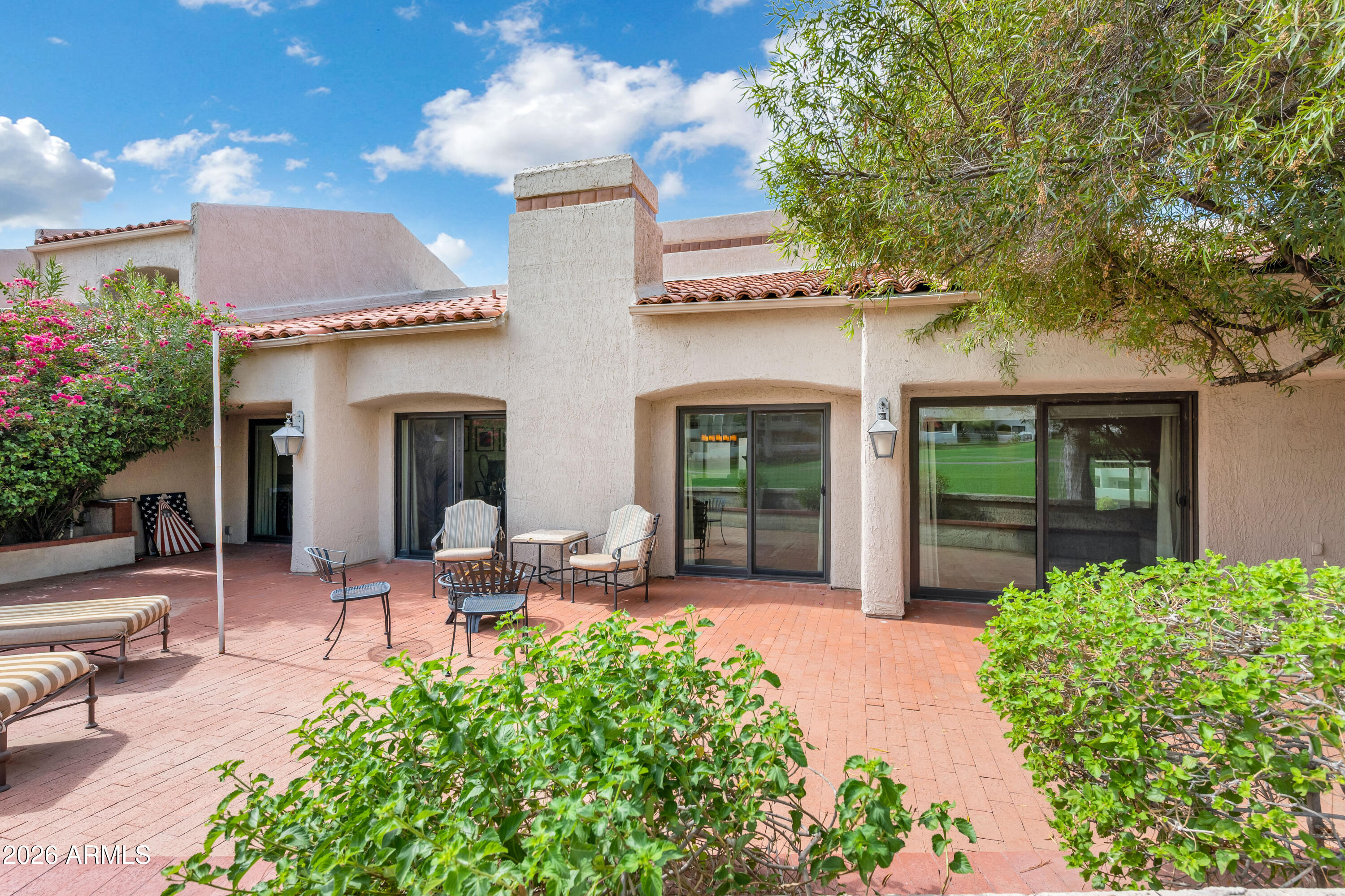 2626 E ARIZONA BILTMORE Circle 17