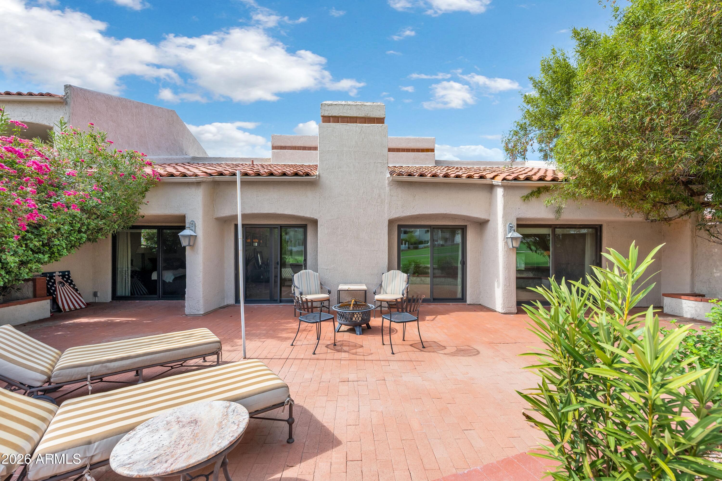 2626 E ARIZONA BILTMORE Circle 17