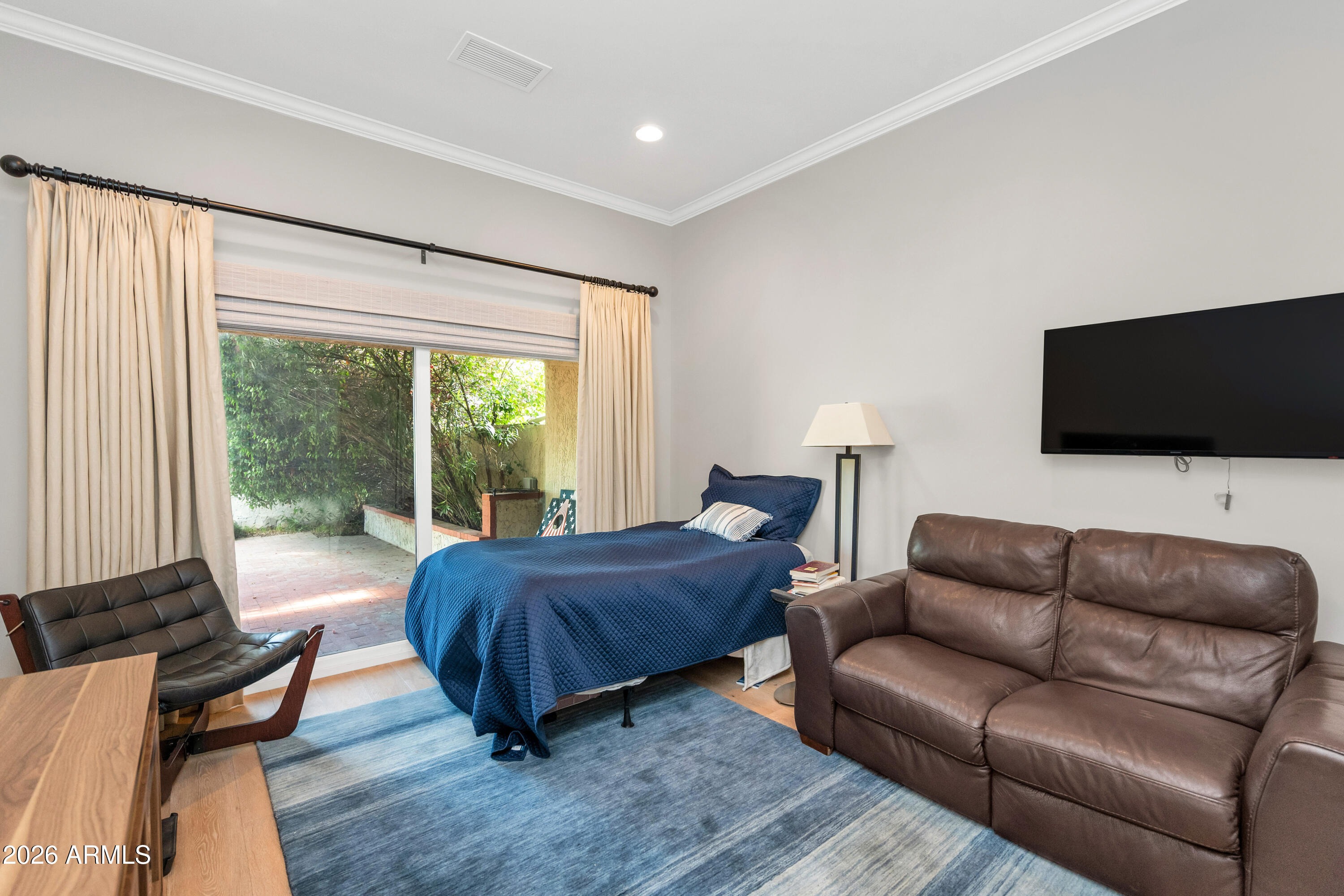 2626 E ARIZONA BILTMORE Circle 17
