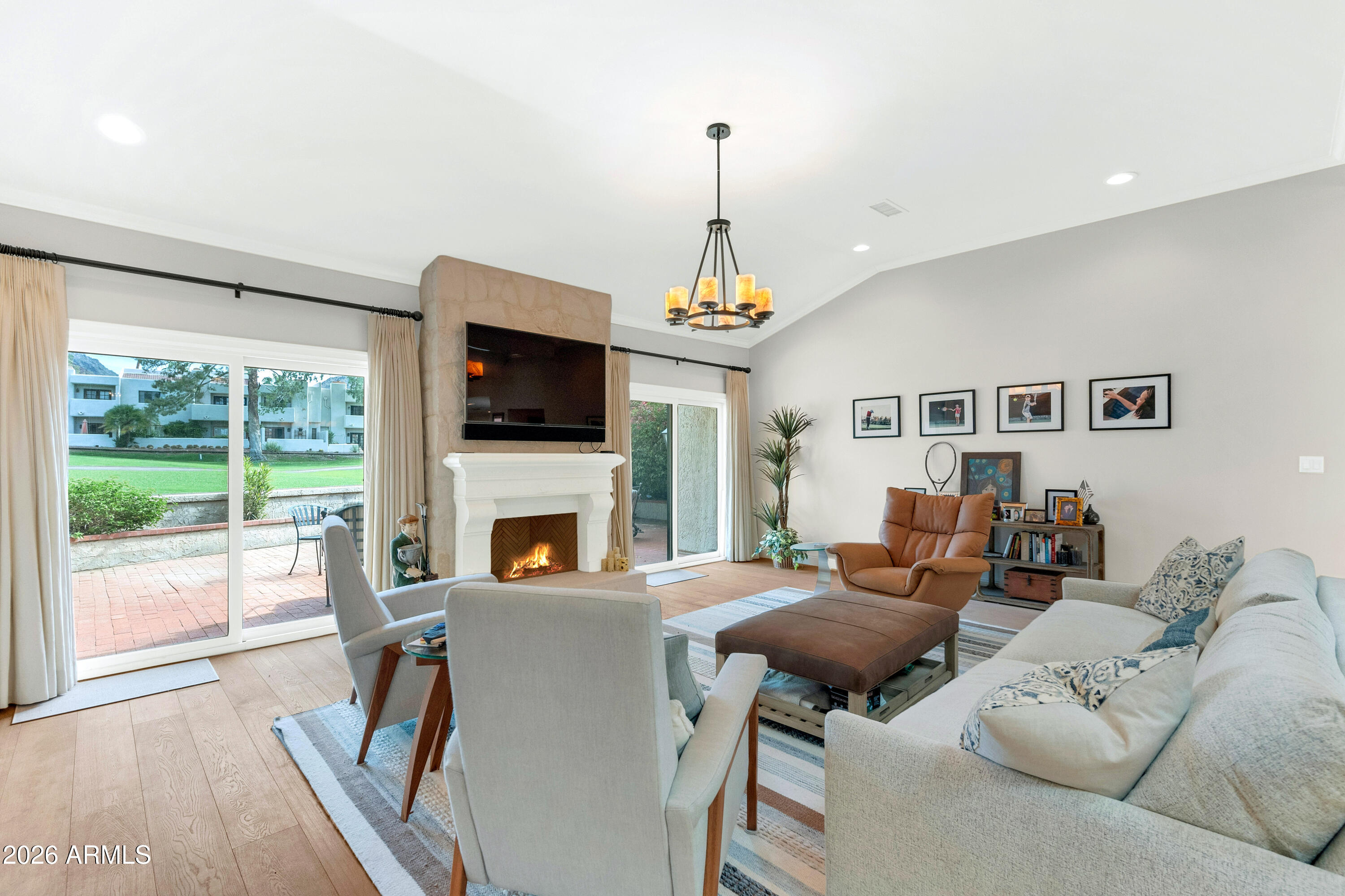 2626 E ARIZONA BILTMORE Circle 17