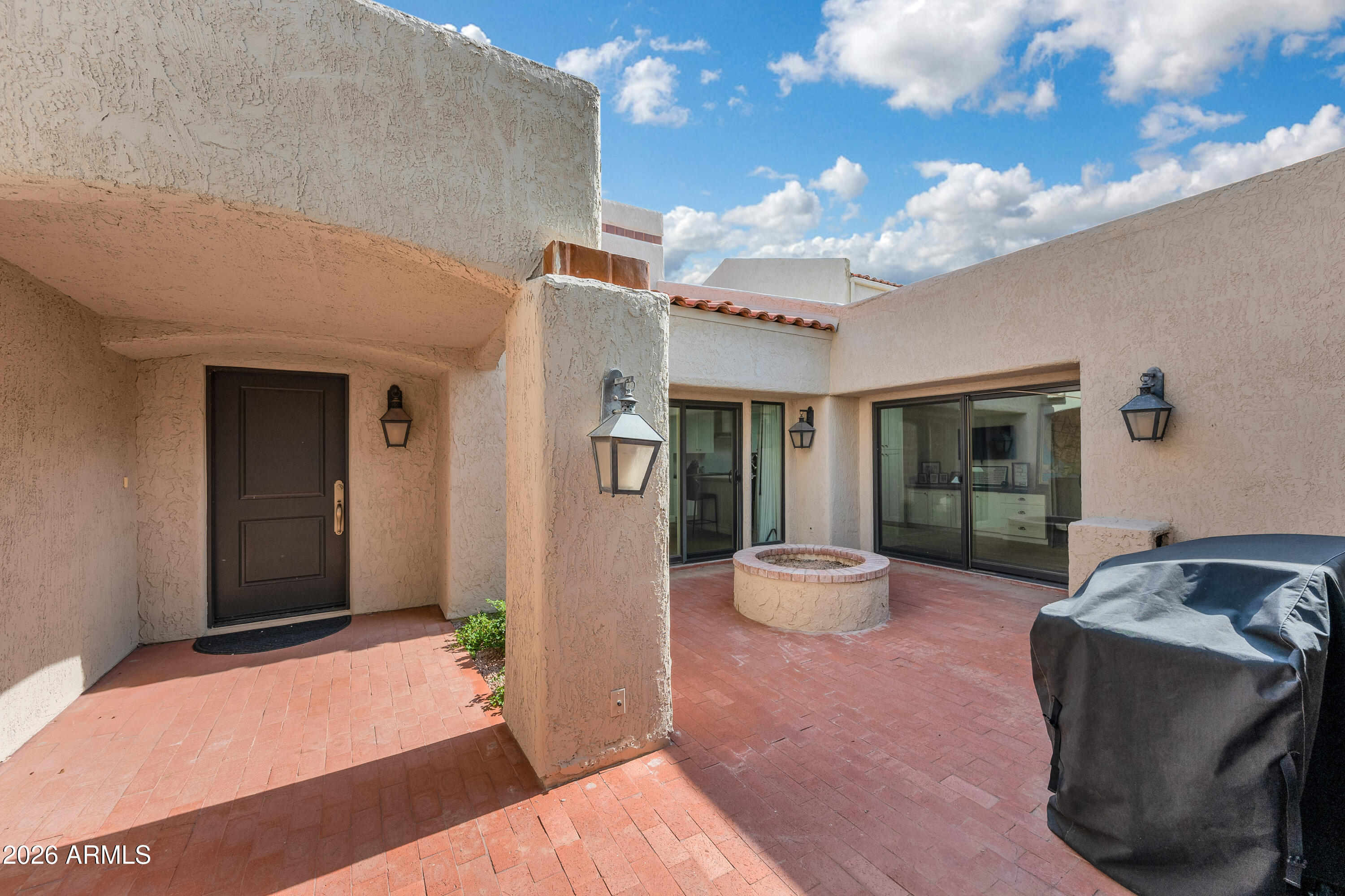 2626 E ARIZONA BILTMORE Circle 17