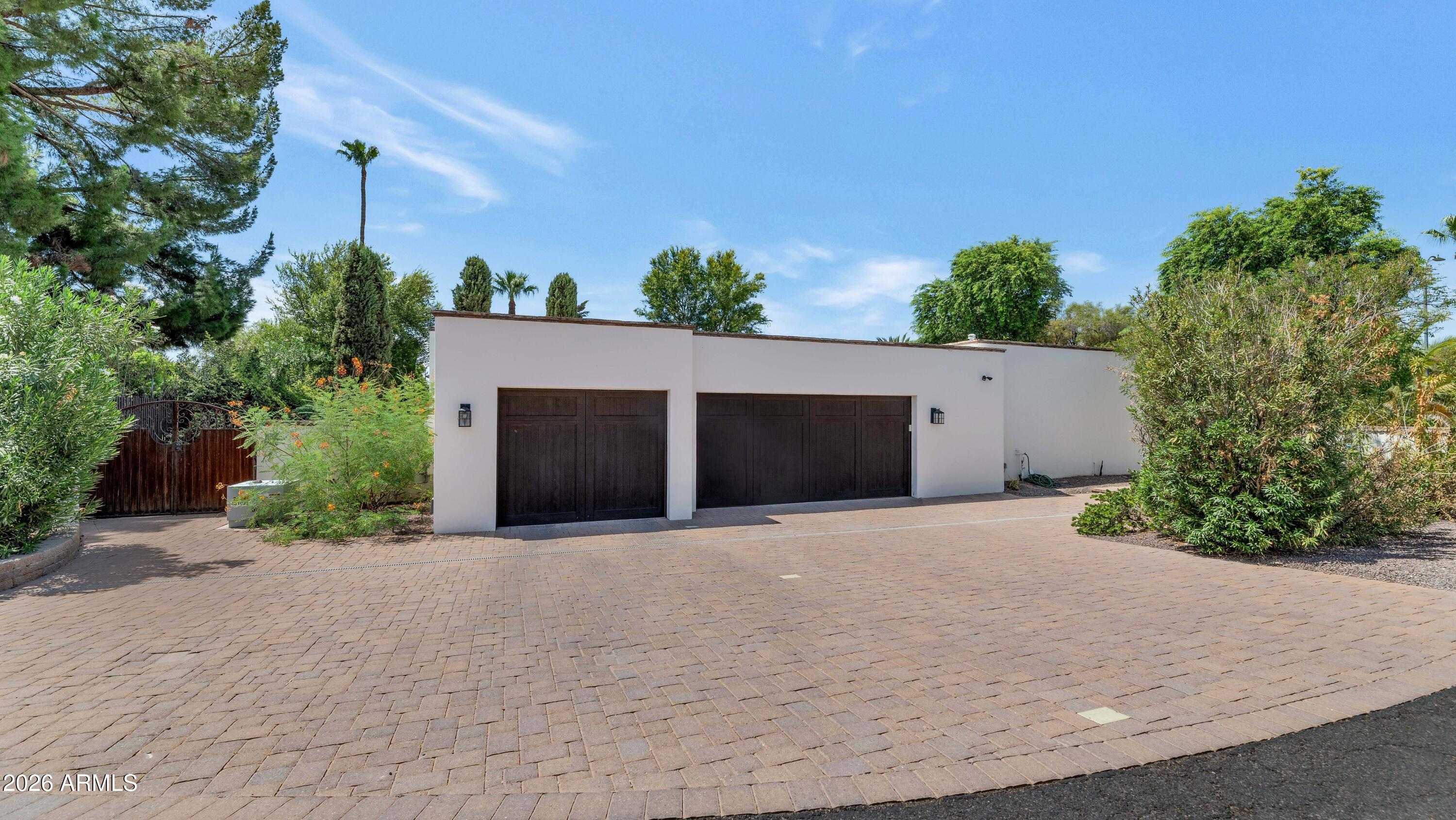 4735 N 32ND Place