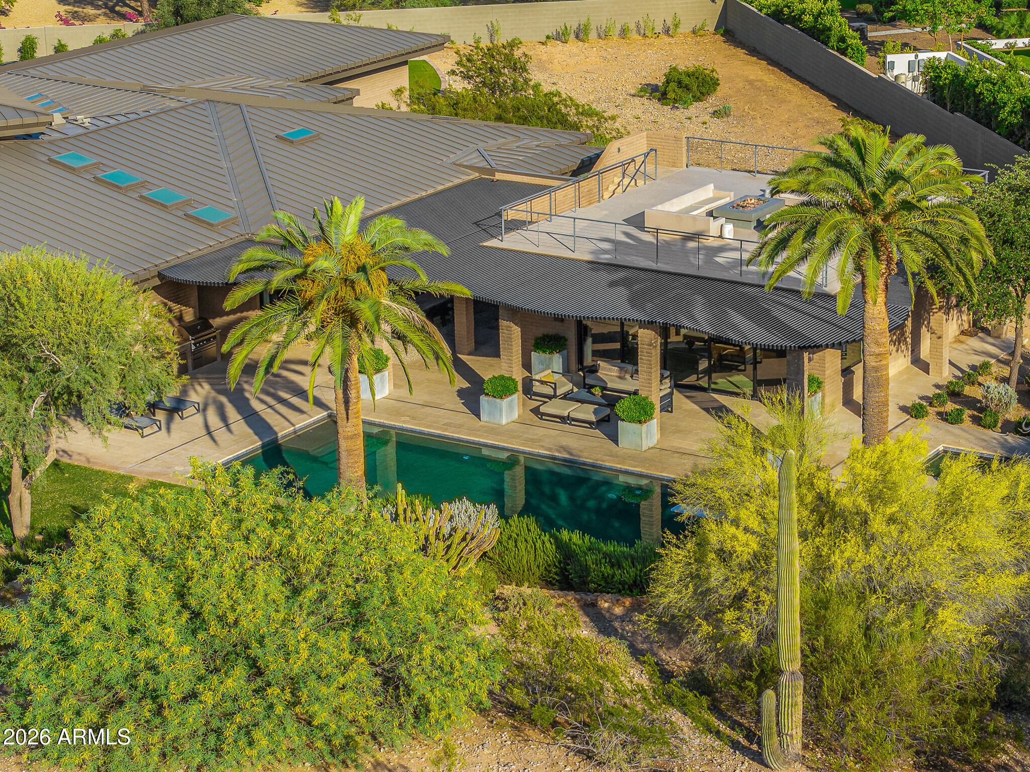 5721 N CASA BLANCA Drive