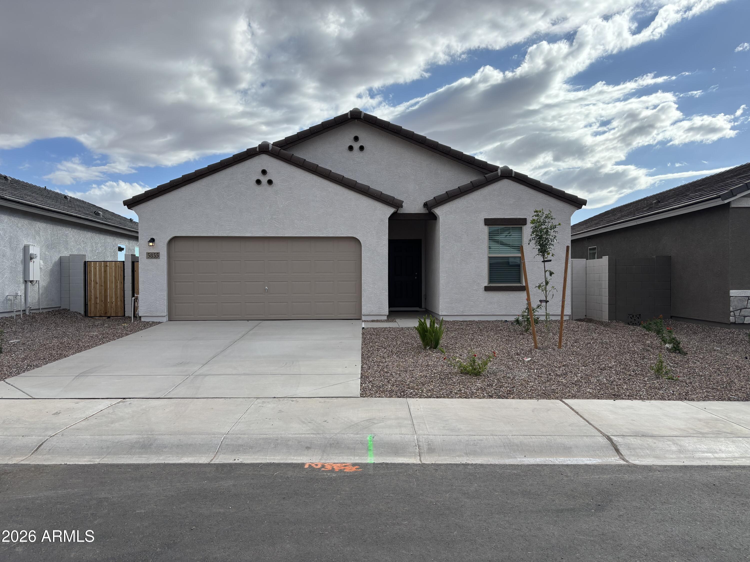 5855 E HORNBLENDE Way