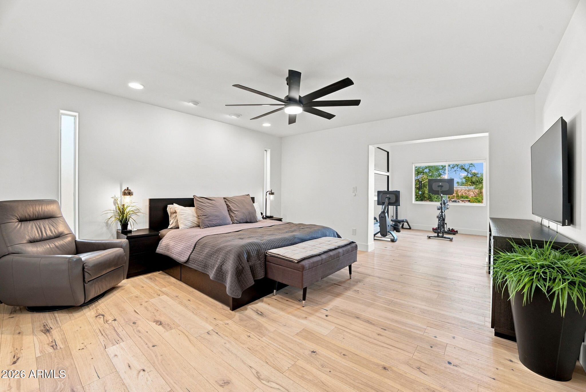 9827 N 65TH Place