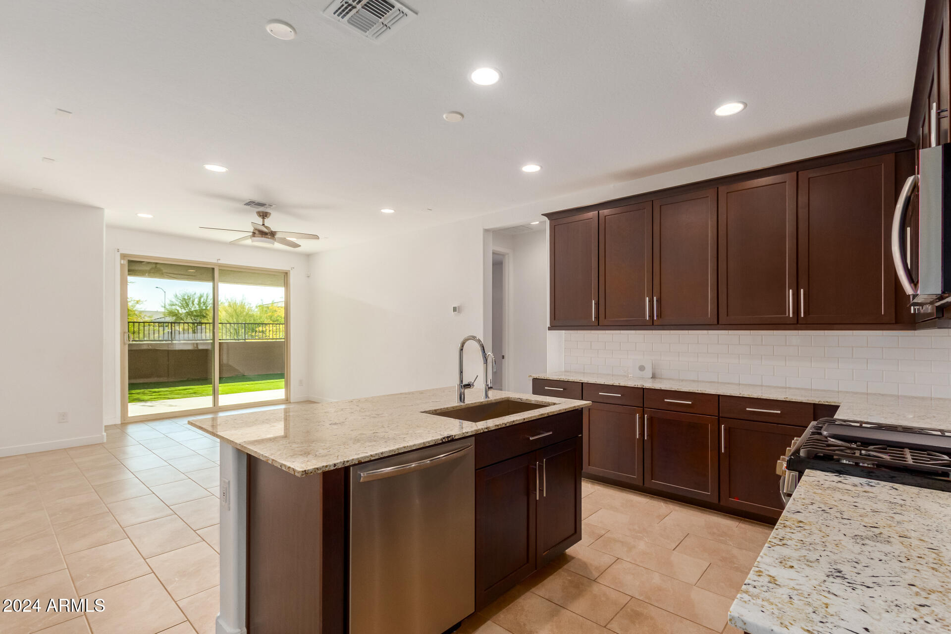 8911 W SOLANO Drive