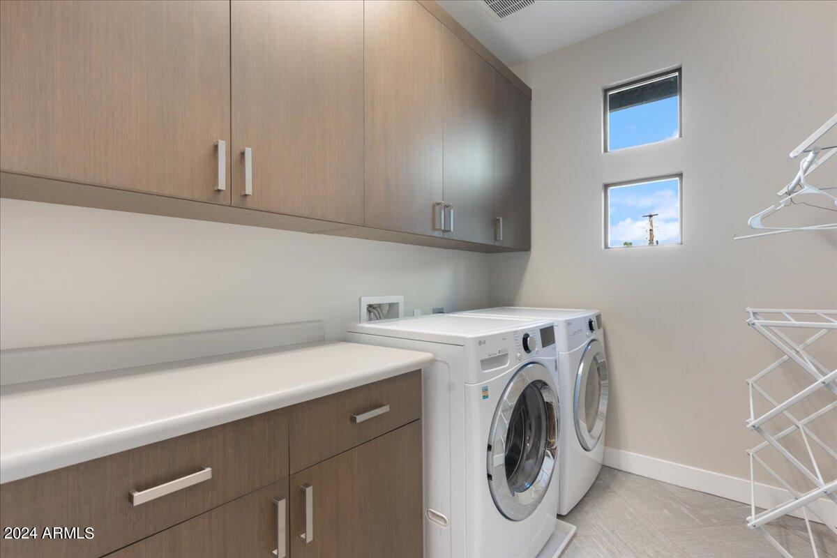 8340 E McDonald Drive Unit 1006