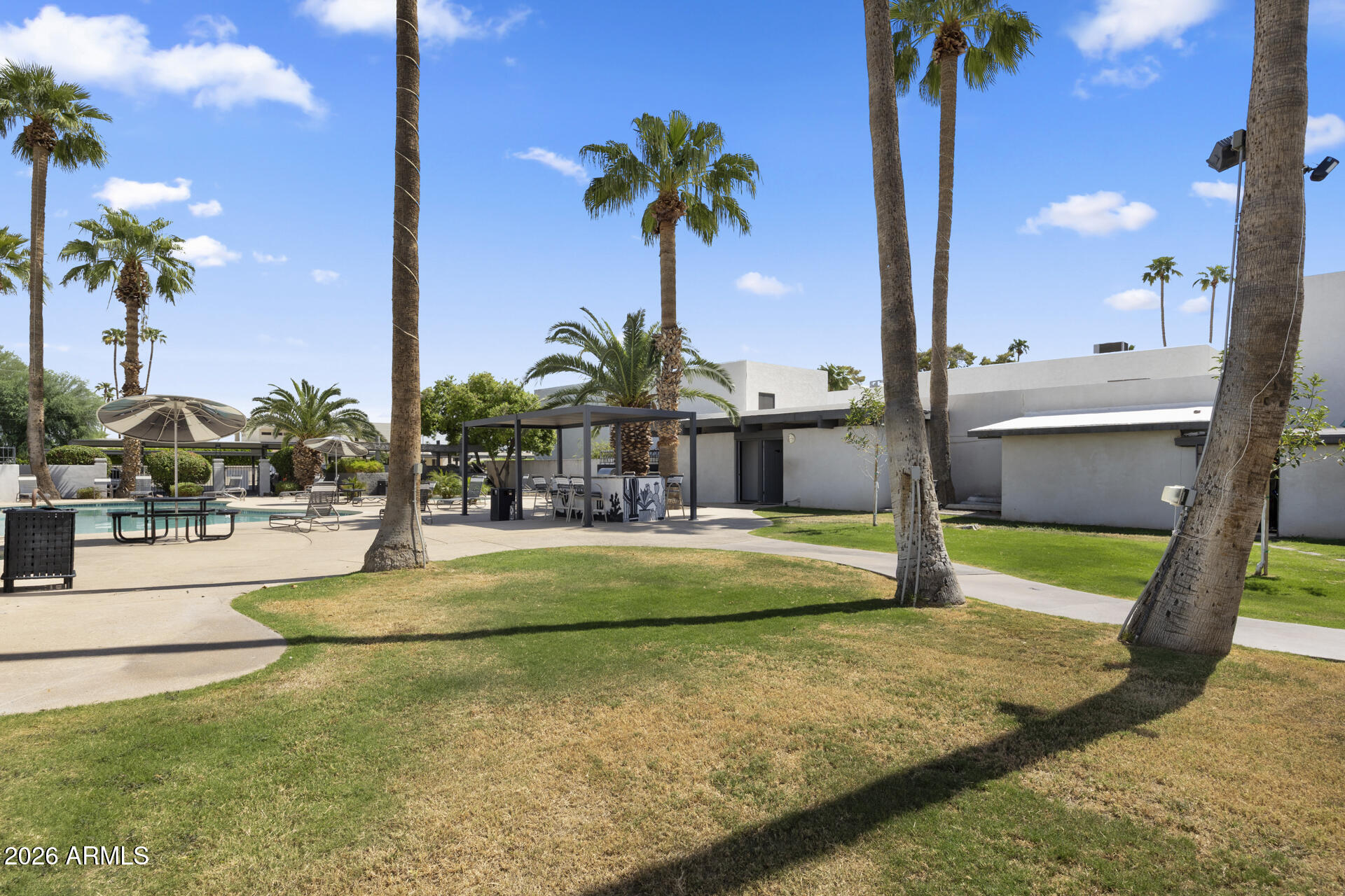 8580 E INDIAN SCHOOL Road E