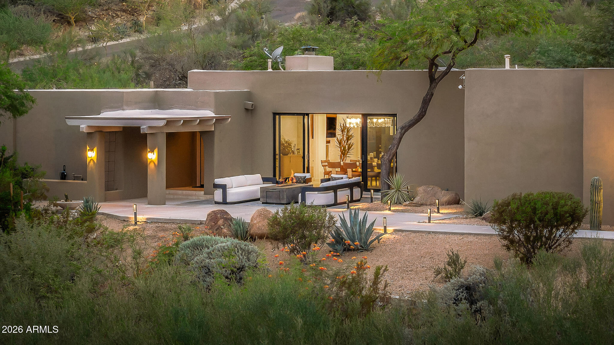 5849 E HUMMINGBIRD Lane