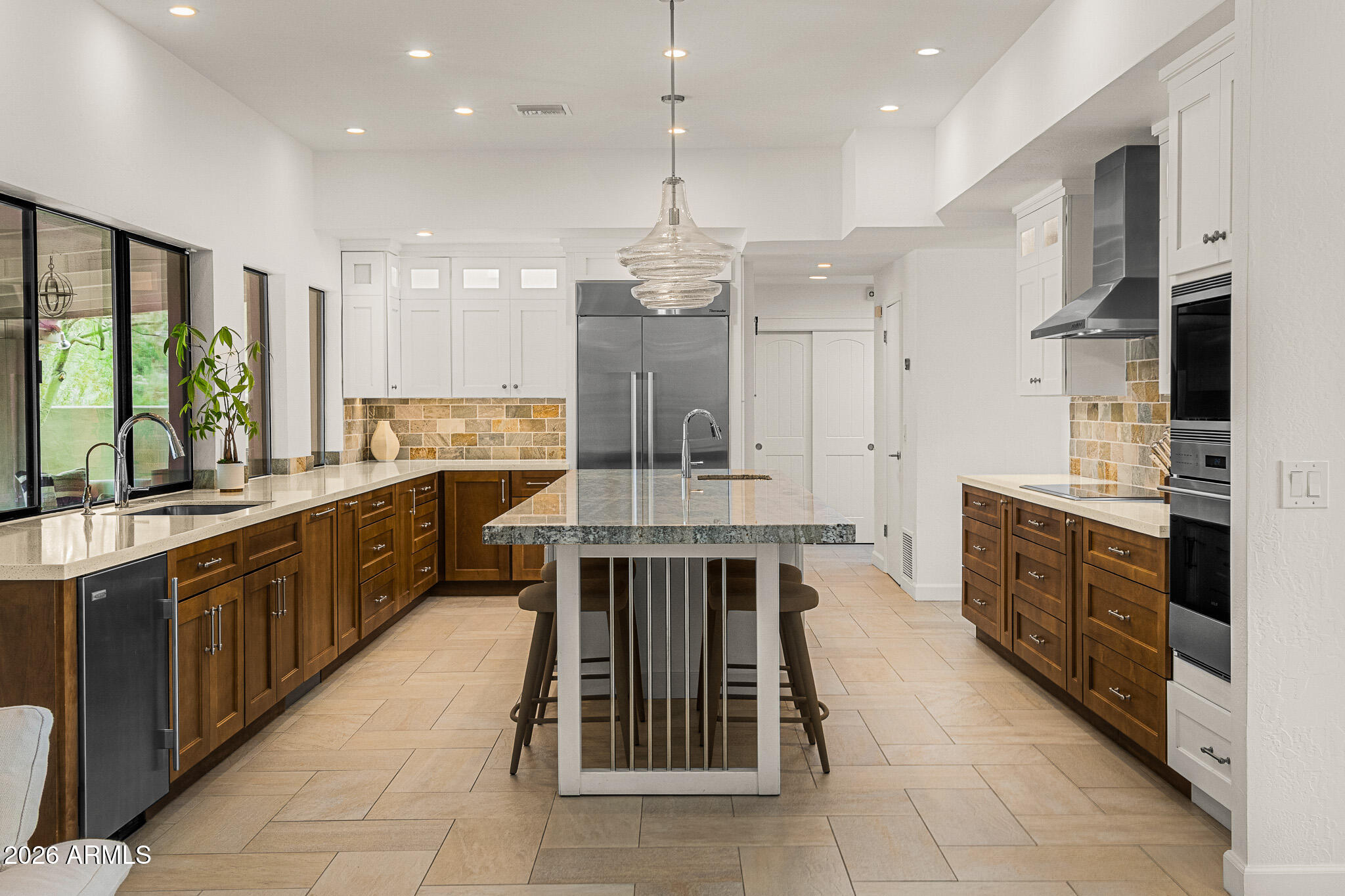 5849 E HUMMINGBIRD Lane