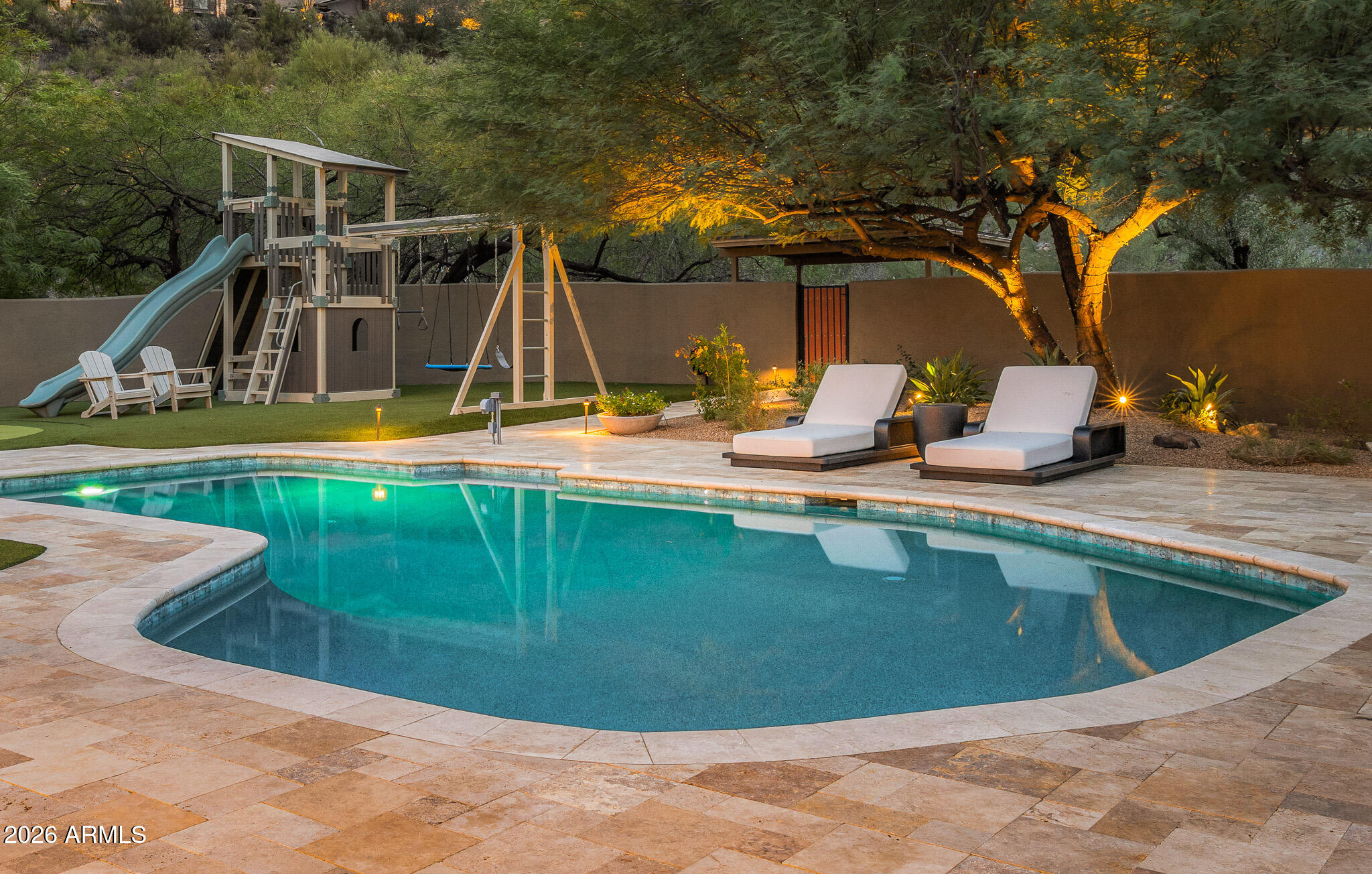 5849 E HUMMINGBIRD Lane