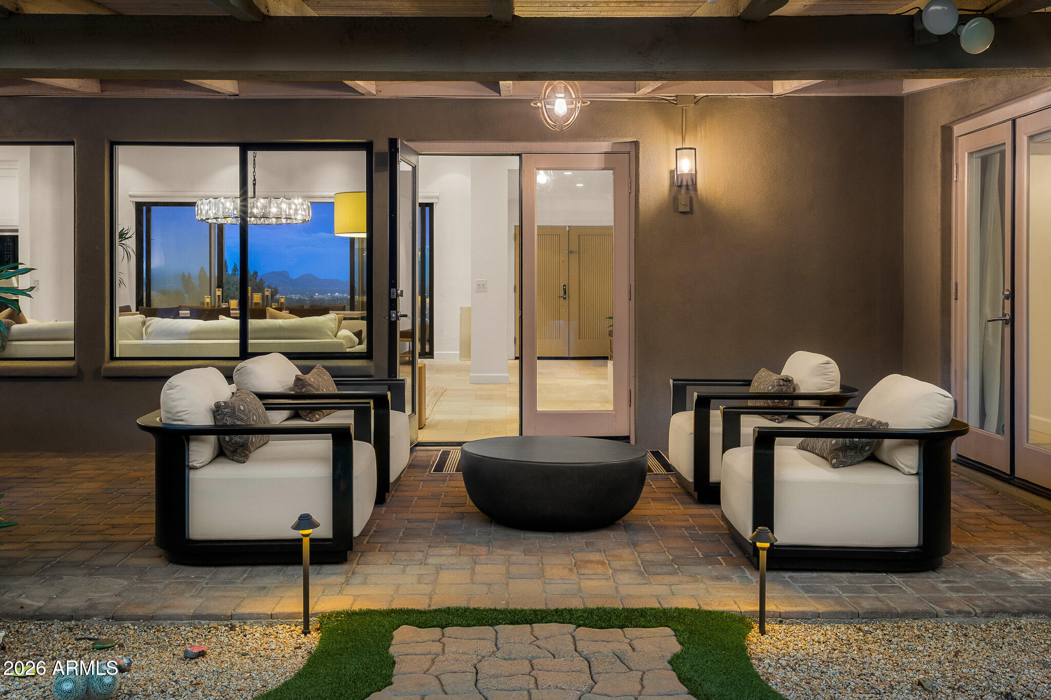 5849 E HUMMINGBIRD Lane