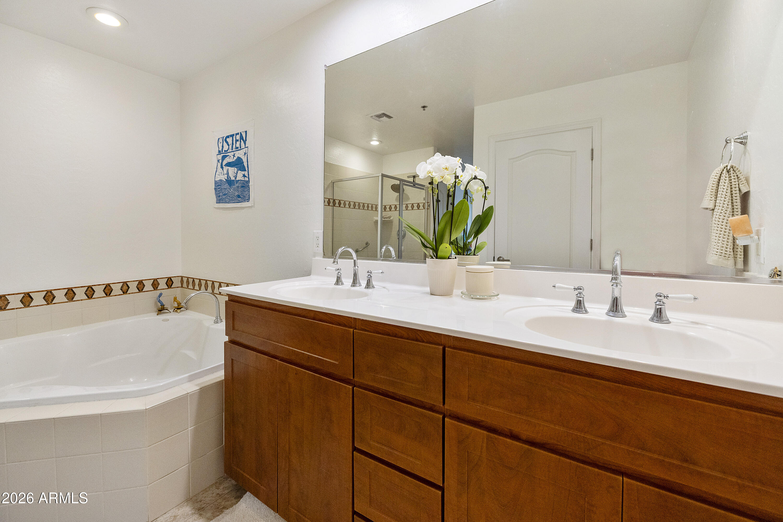 17 W VERNON Avenue 316