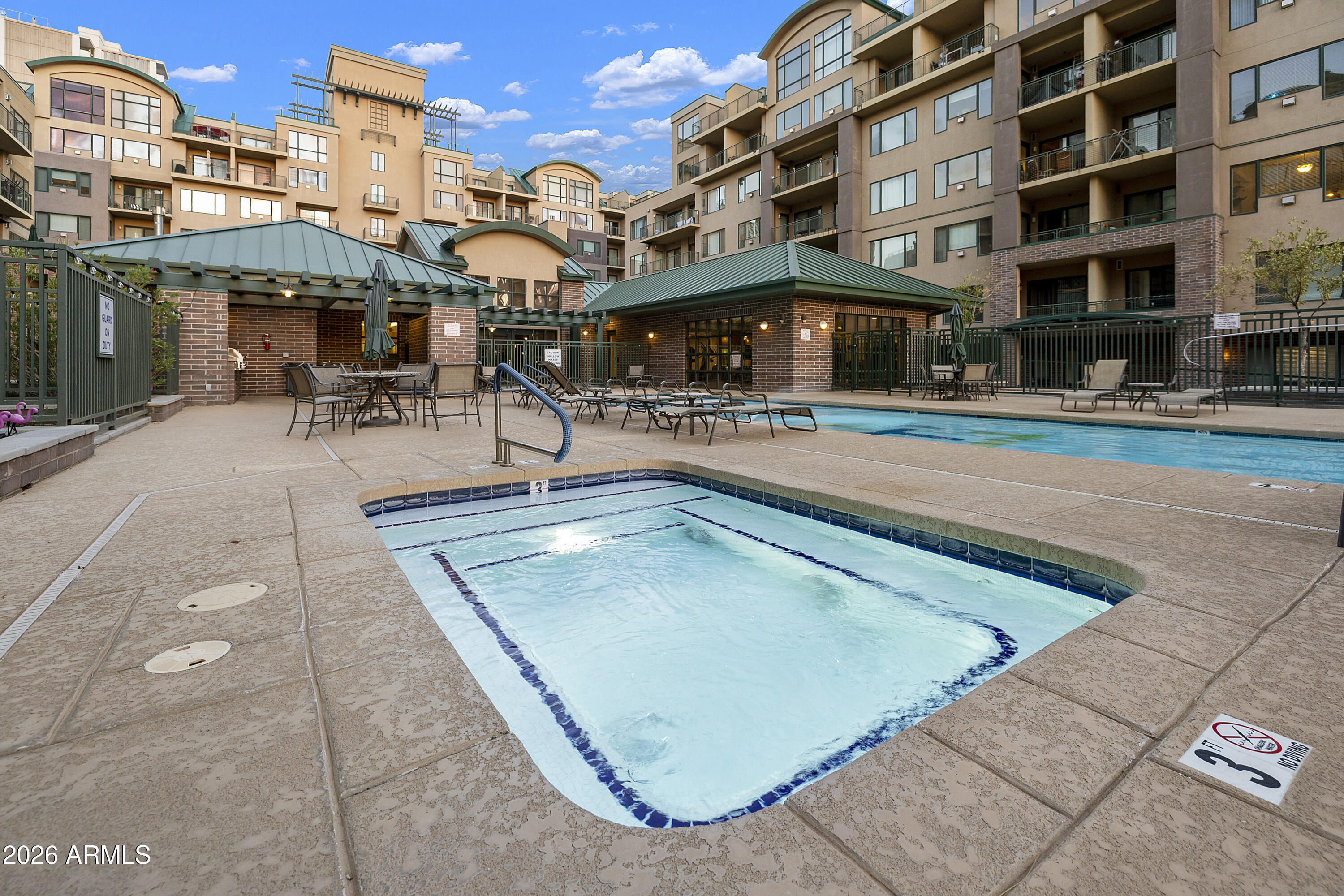 17 W VERNON Avenue 316