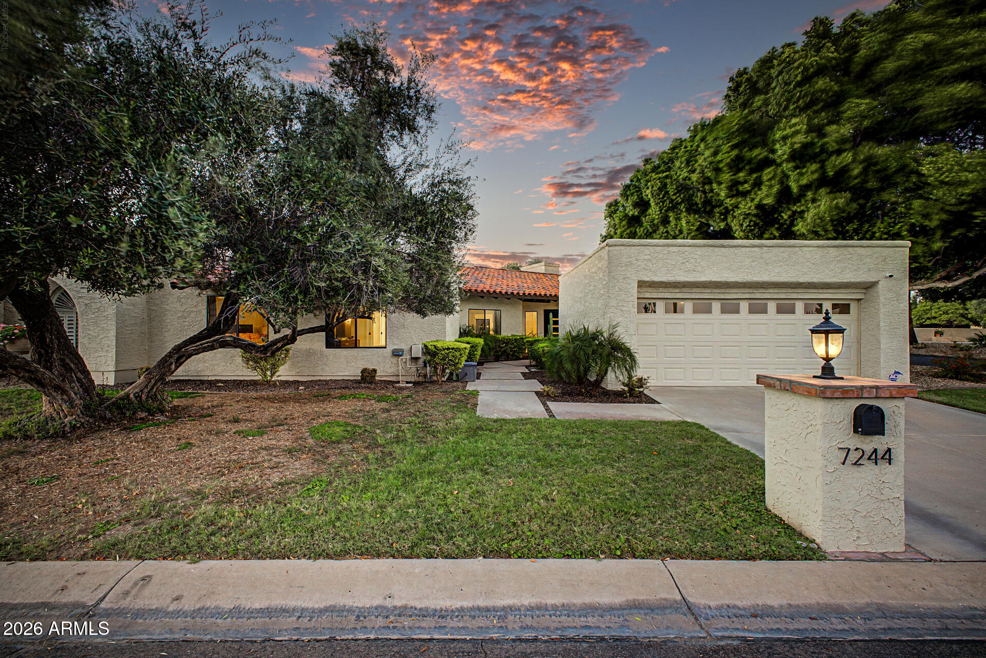 7244 E SOLANO Drive