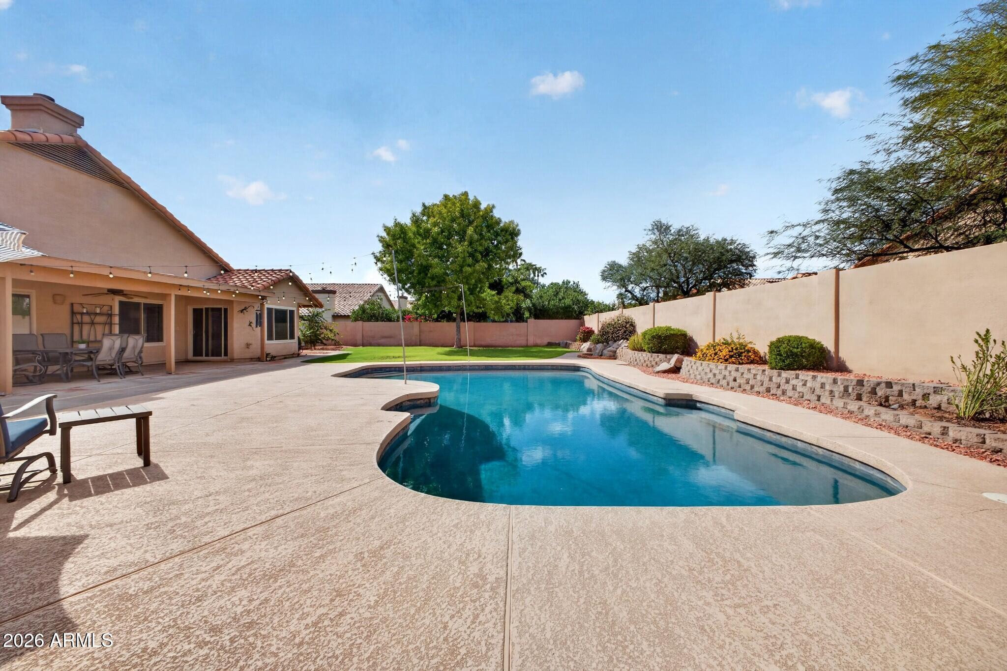 4624 E MARILYN Road