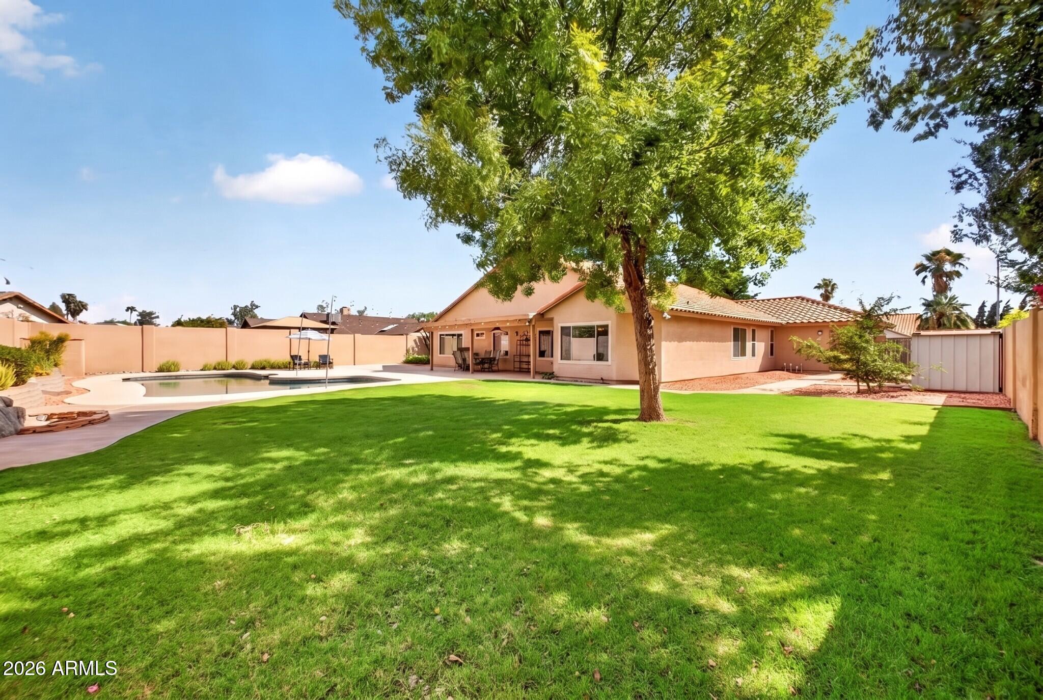 4624 E MARILYN Road