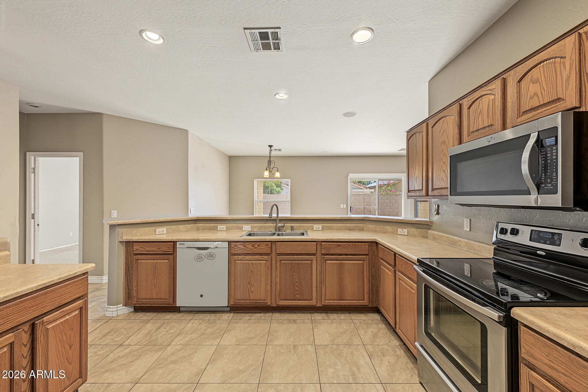 15807 W CALAVAR Road