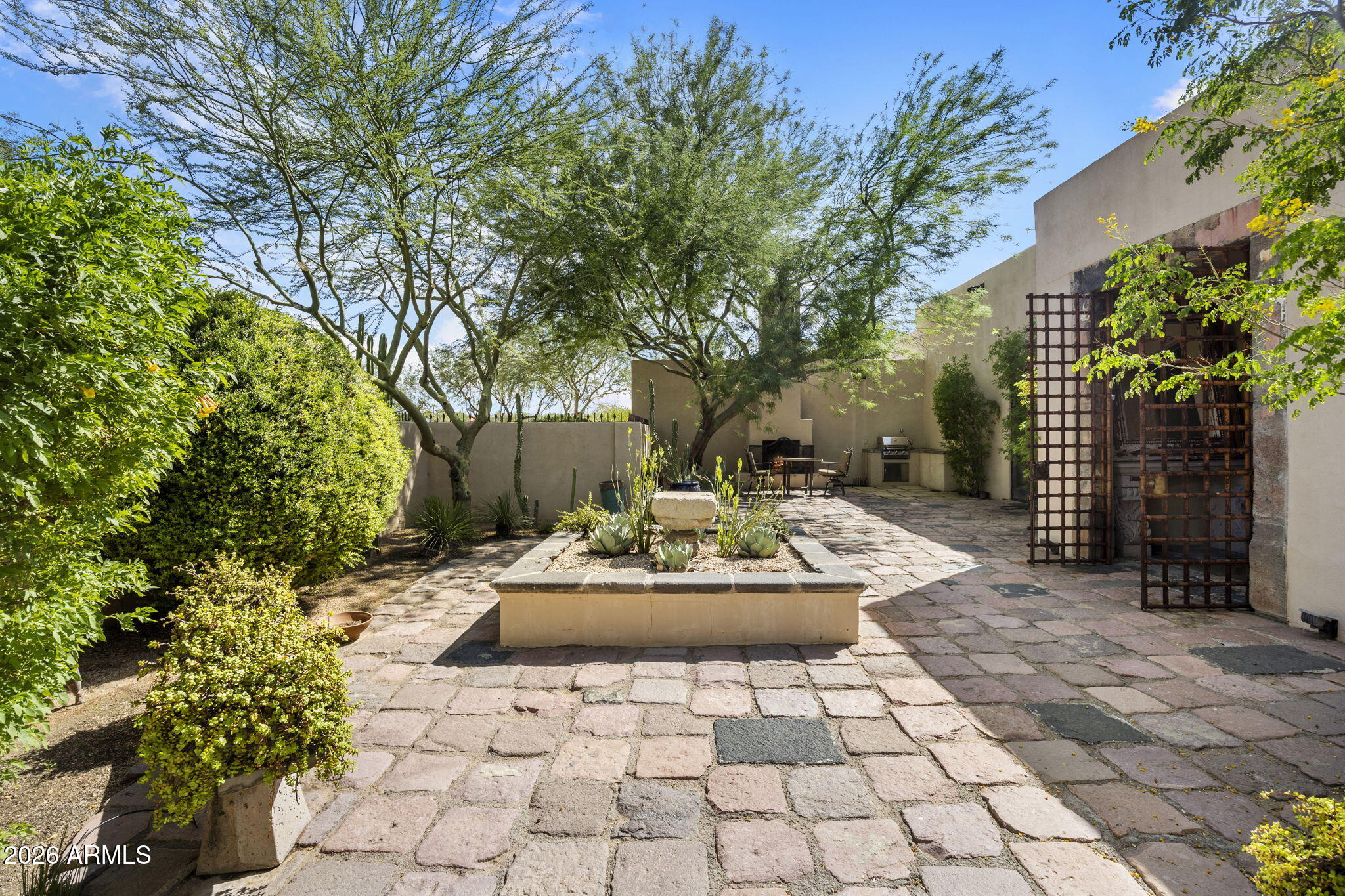 7702 N MOCKINGBIRD Lane 3