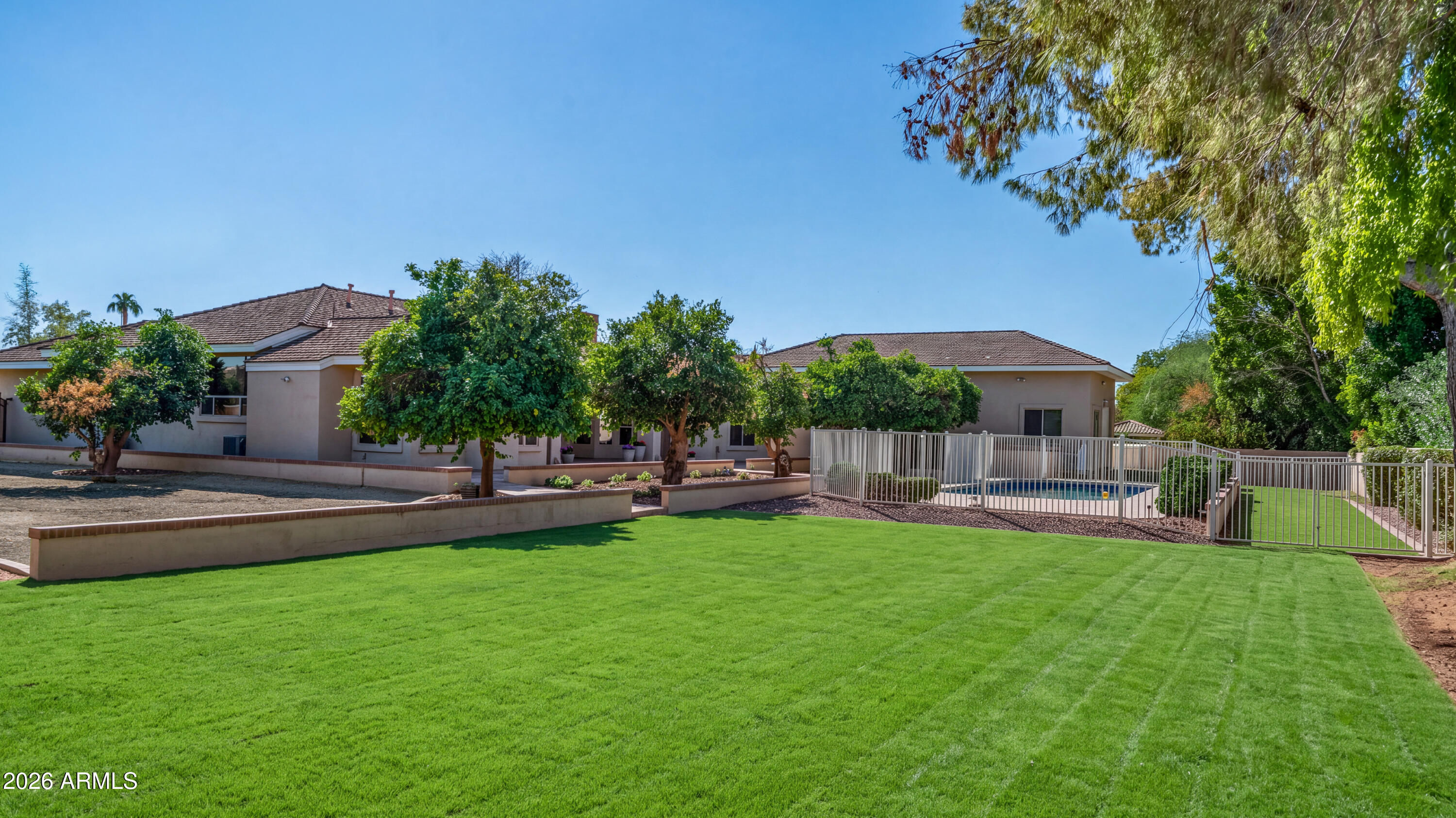 4222 E BROWN Road 23