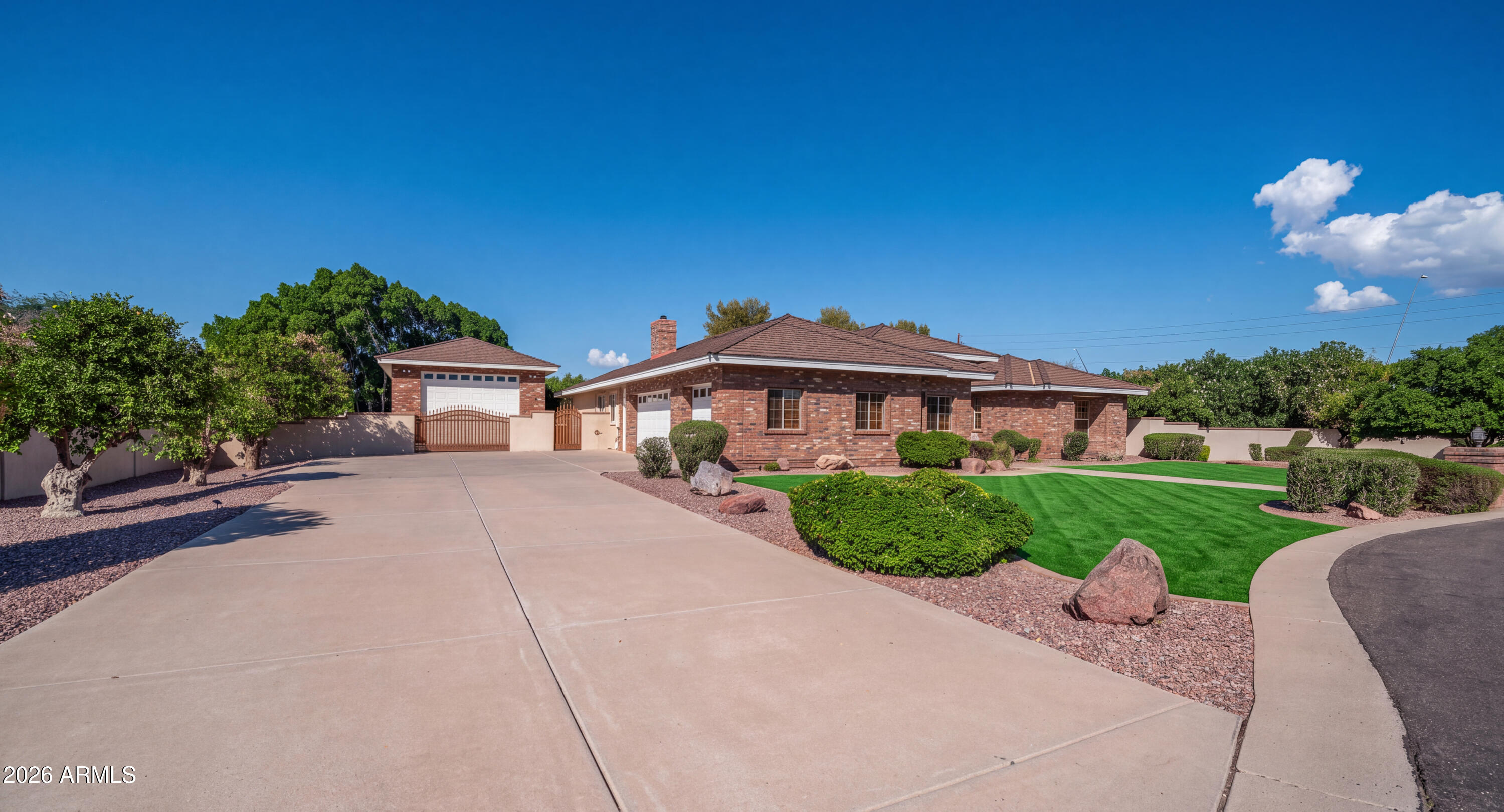 4222 E BROWN Road 23