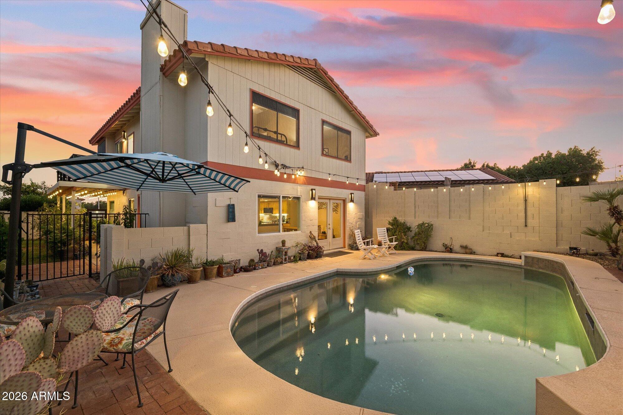 1612 E VILLA MARIA Drive