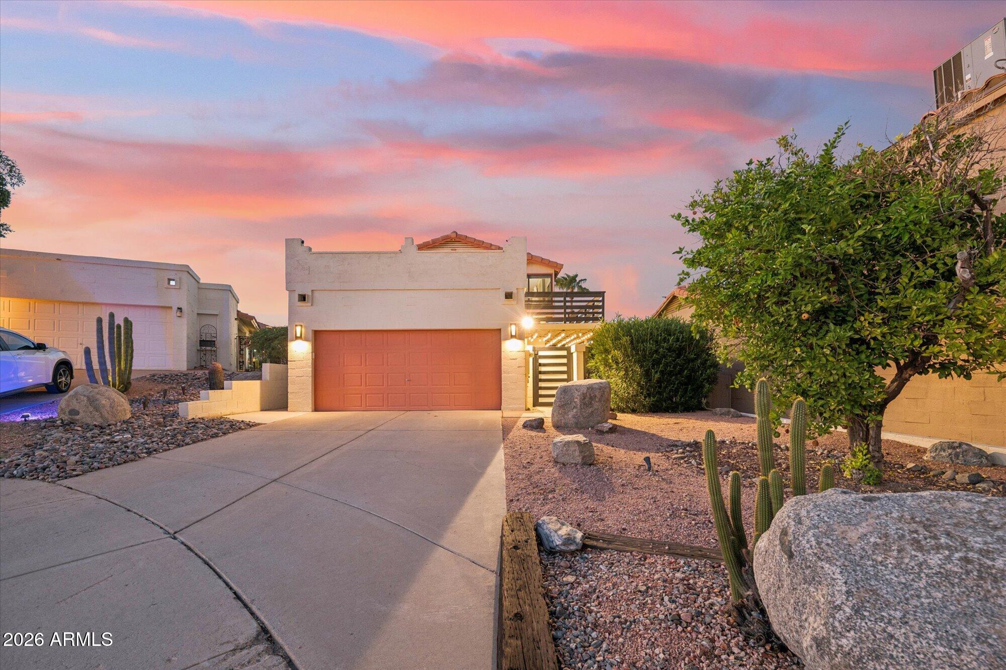 1612 E VILLA MARIA Drive