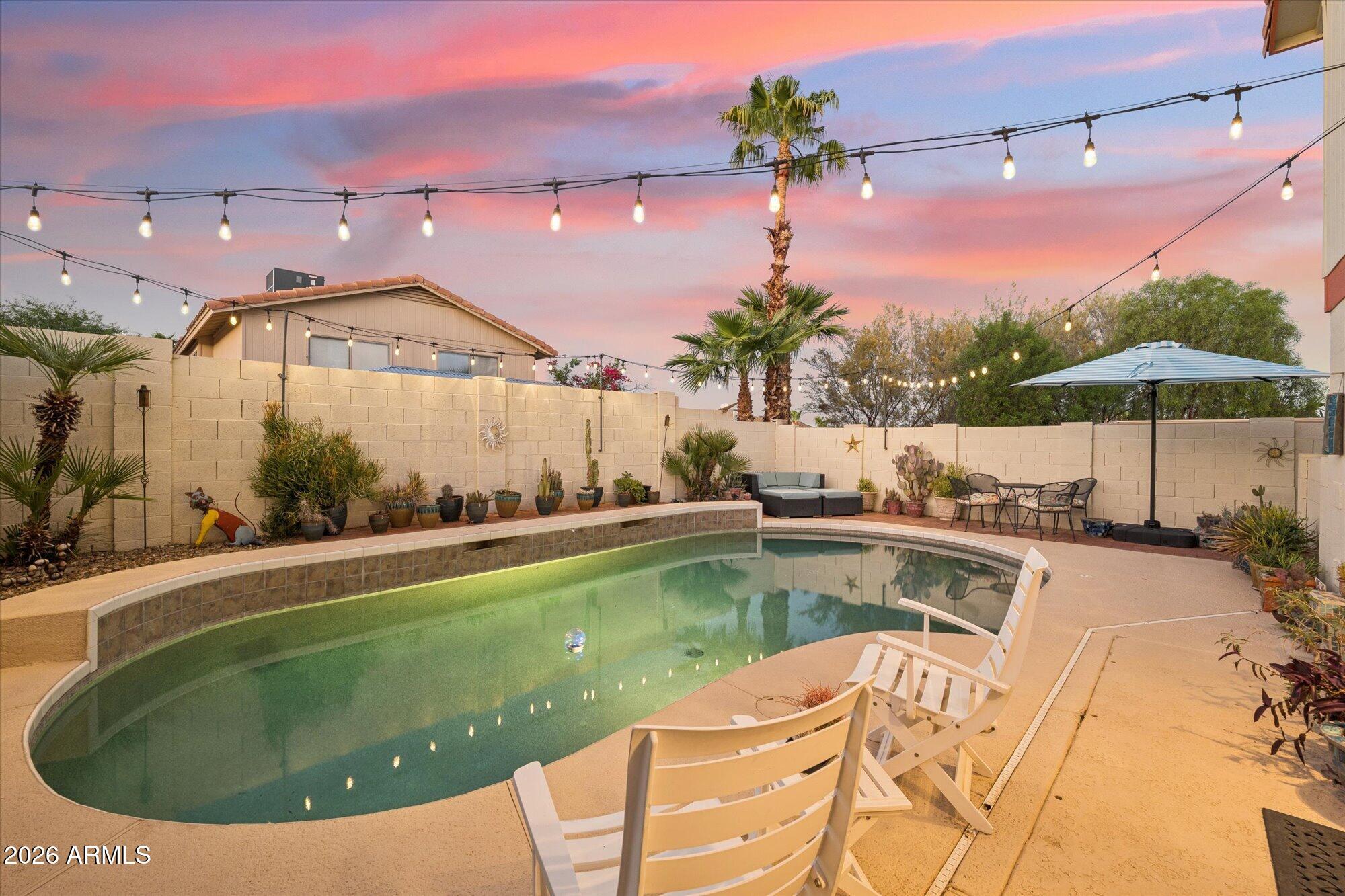1612 E VILLA MARIA Drive