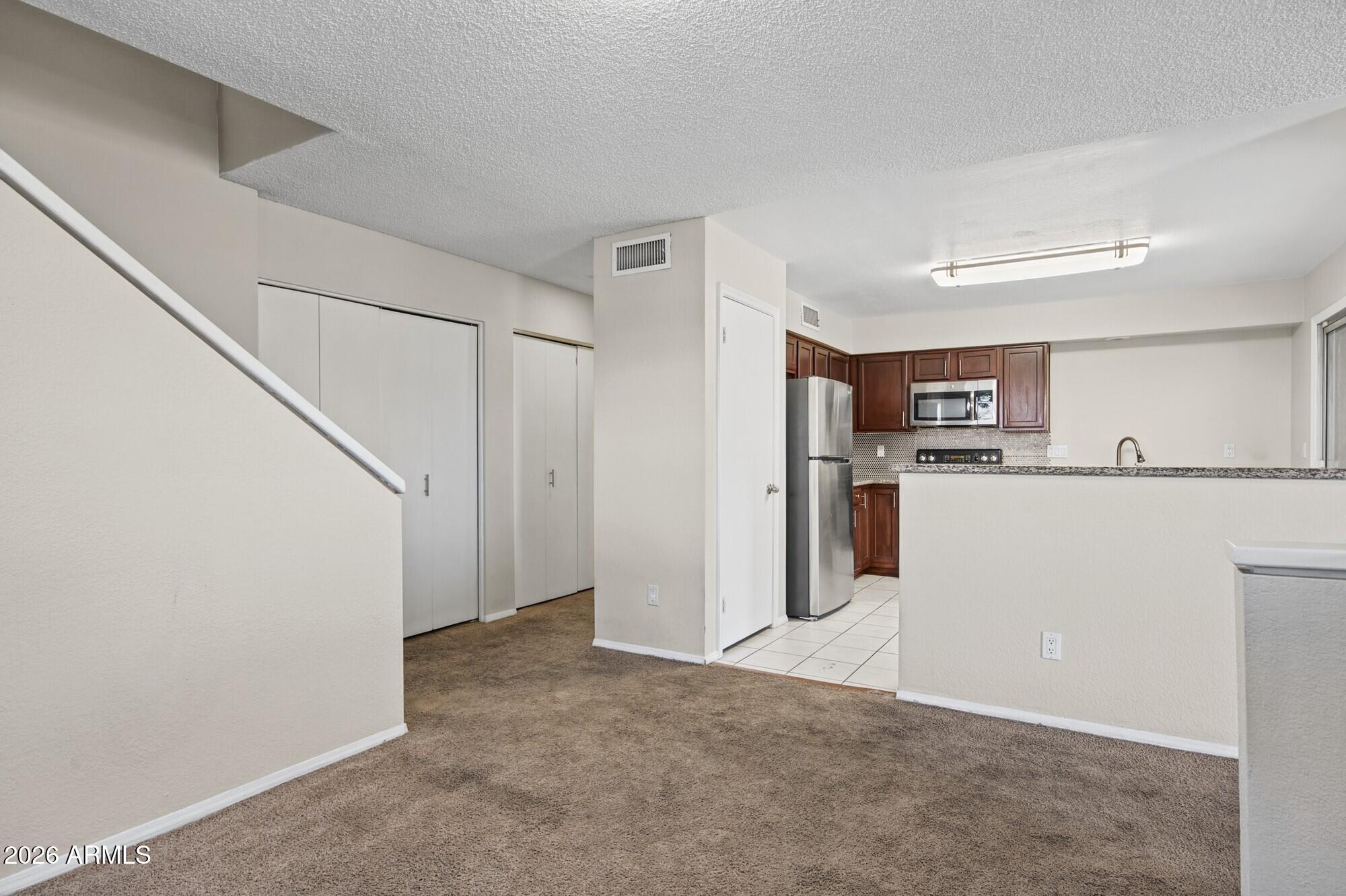 16645 N 32ND Place 105